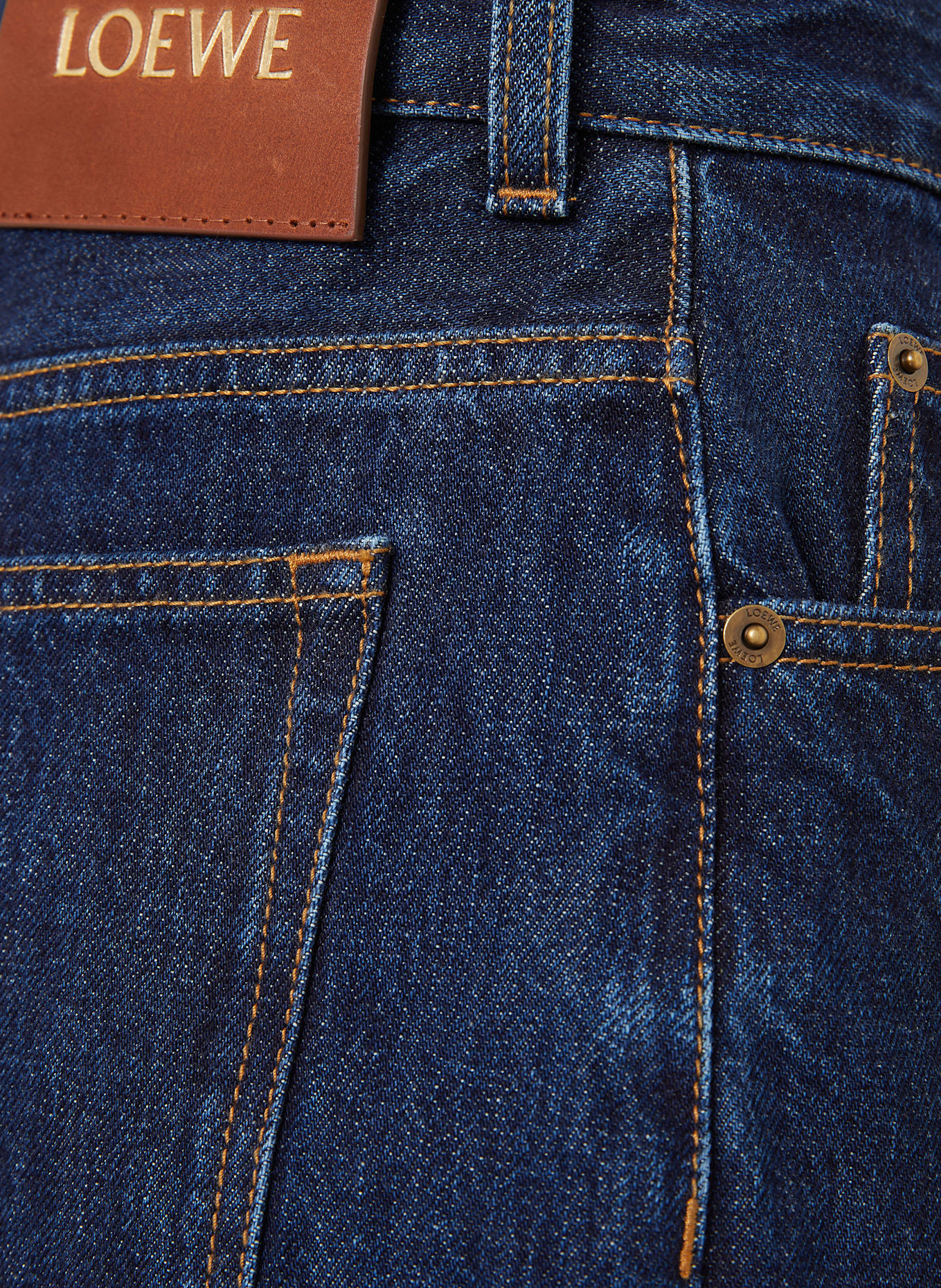 LOEWE Jeans Relaxed Fit: 2834 RAW DENIM