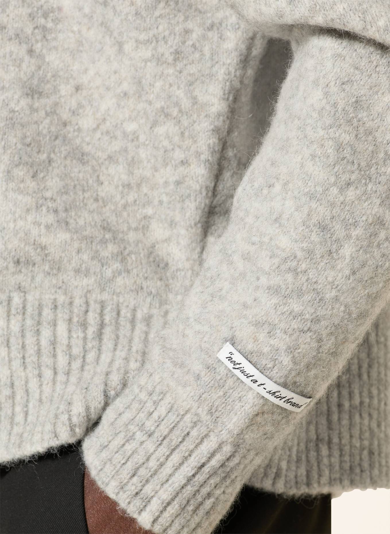 about:blank Sweater: GRAY / ECRU