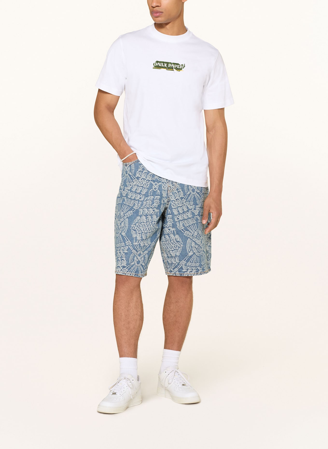 DAILY PAPER T-Shirt STICKER: WEISS / DUNKELGRÜN / GELB