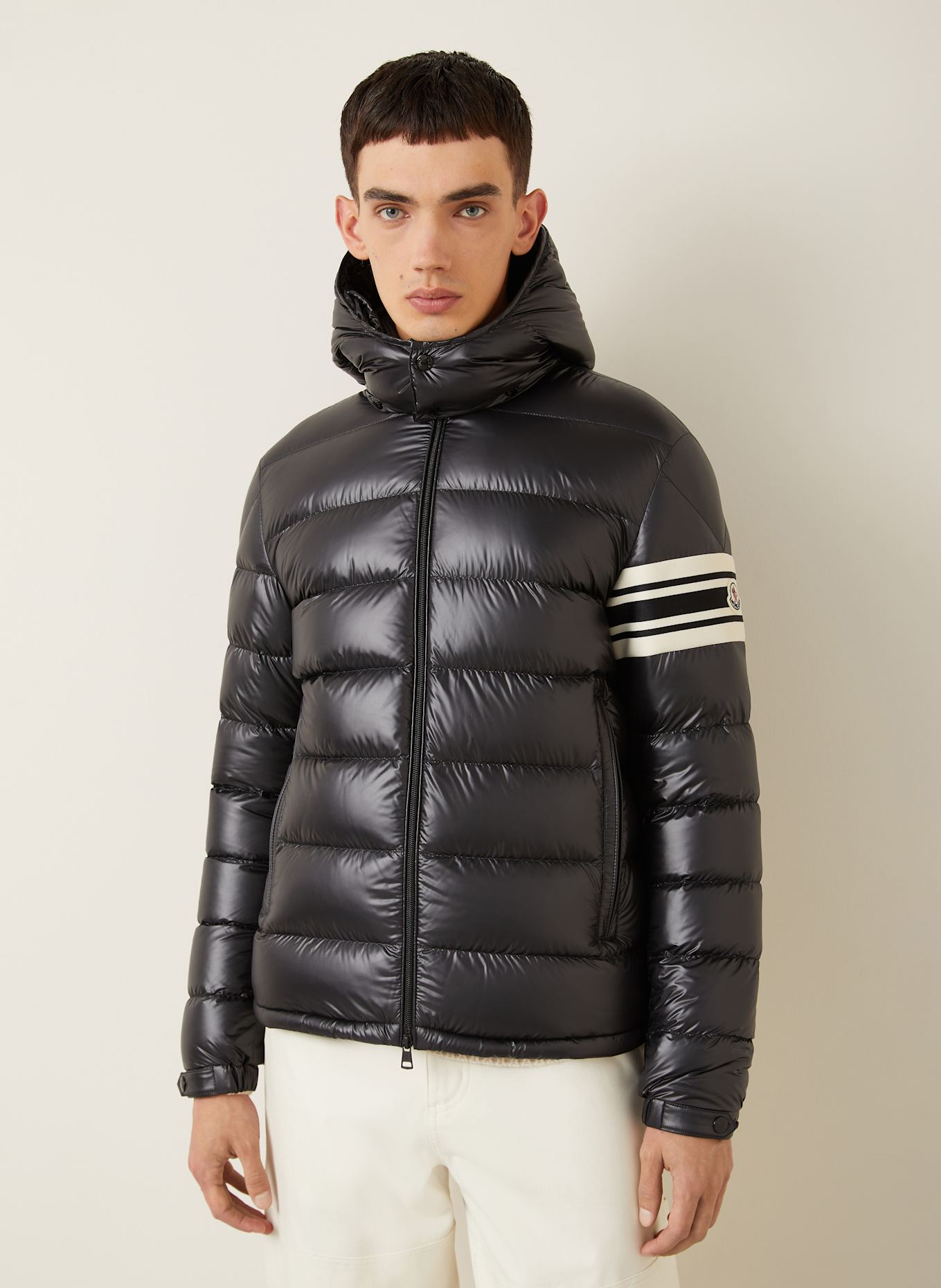MONCLER Daunenjacke LANDRE mit abnehmbarer Kapuze: SCHWARZ