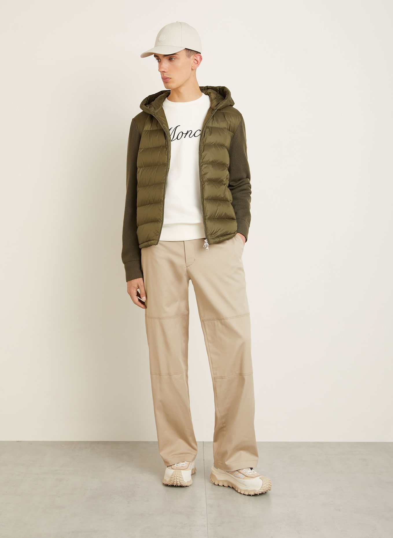 MONCLER Daunenjacke im Materialmix: OLIV
