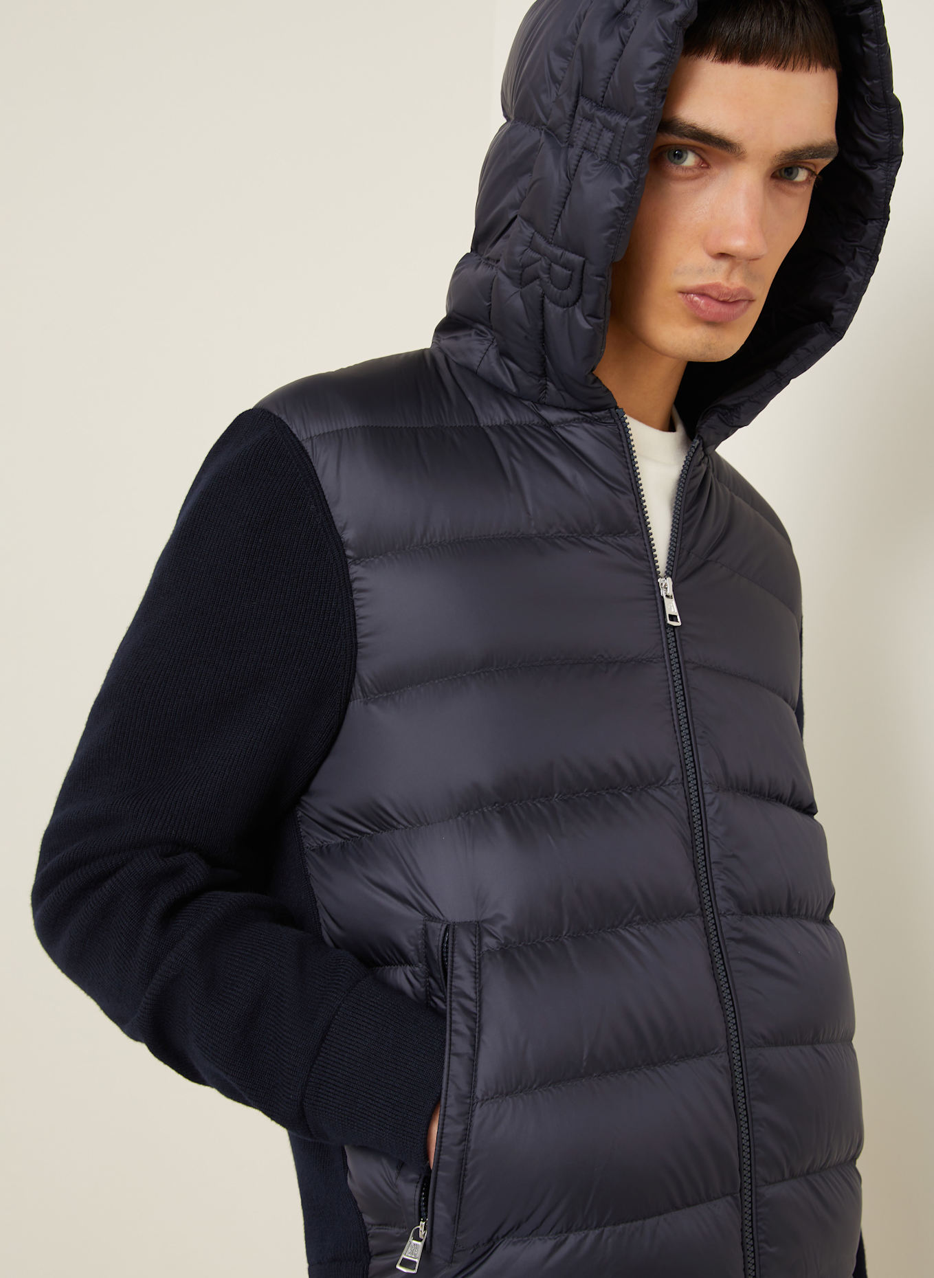 MONCLER Daunenjacke im Materialmix: DUNKELBLAU