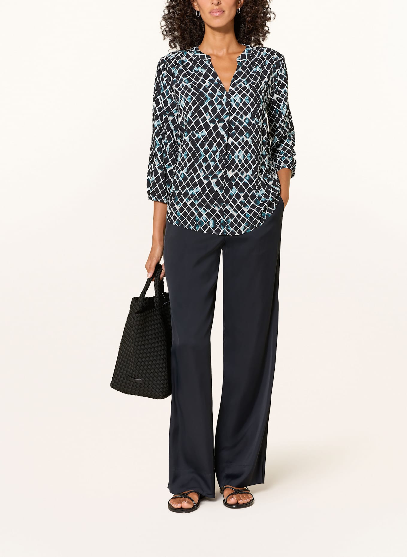 BETTY&CO Blusenshirt mit 3/4-Arm: MINT / SCHWARZ / WEISS