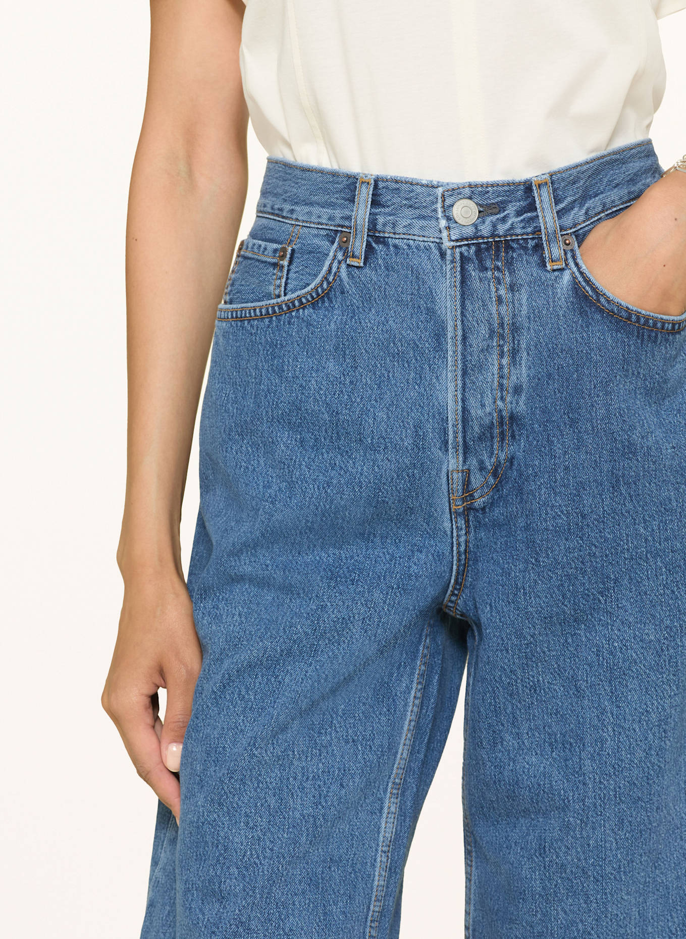 COS Jeans-Bermudas: 007 Blue Medium Dusty