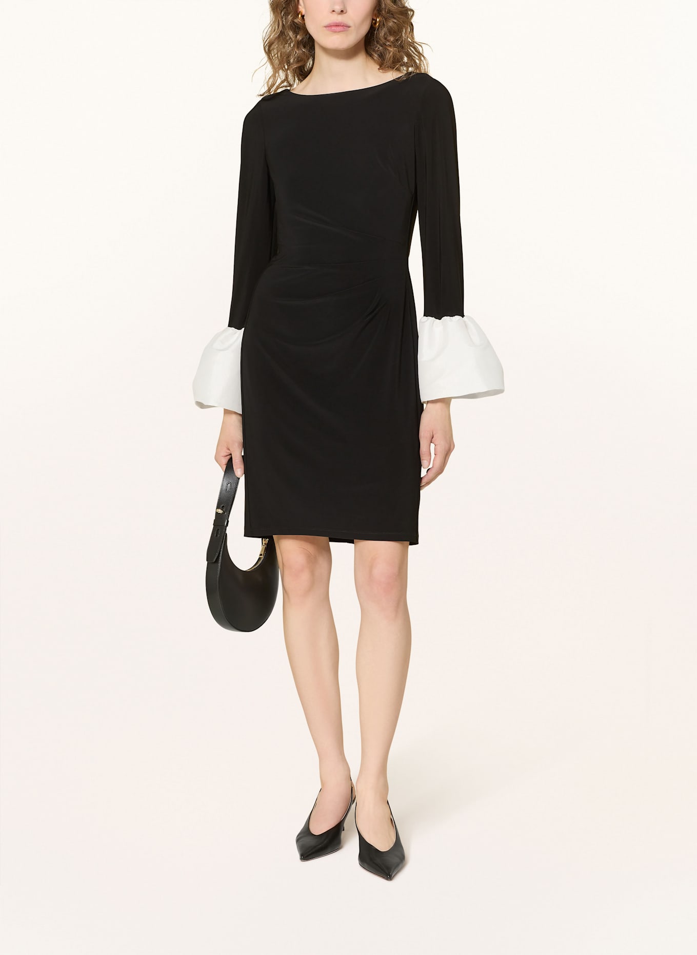 ADRIANNA PAPELL Cocktailkleid aus Jersey mit Rüschen: SCHWARZ