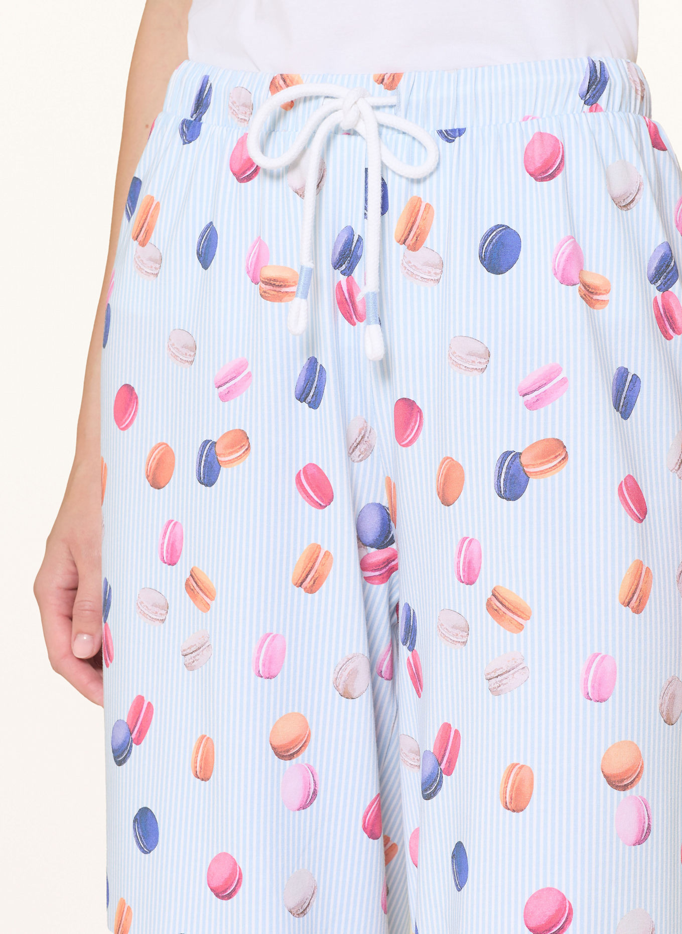 mey Schlafhose Serie FLYING MACARONS: HELLBLAU / WEISS / ROT