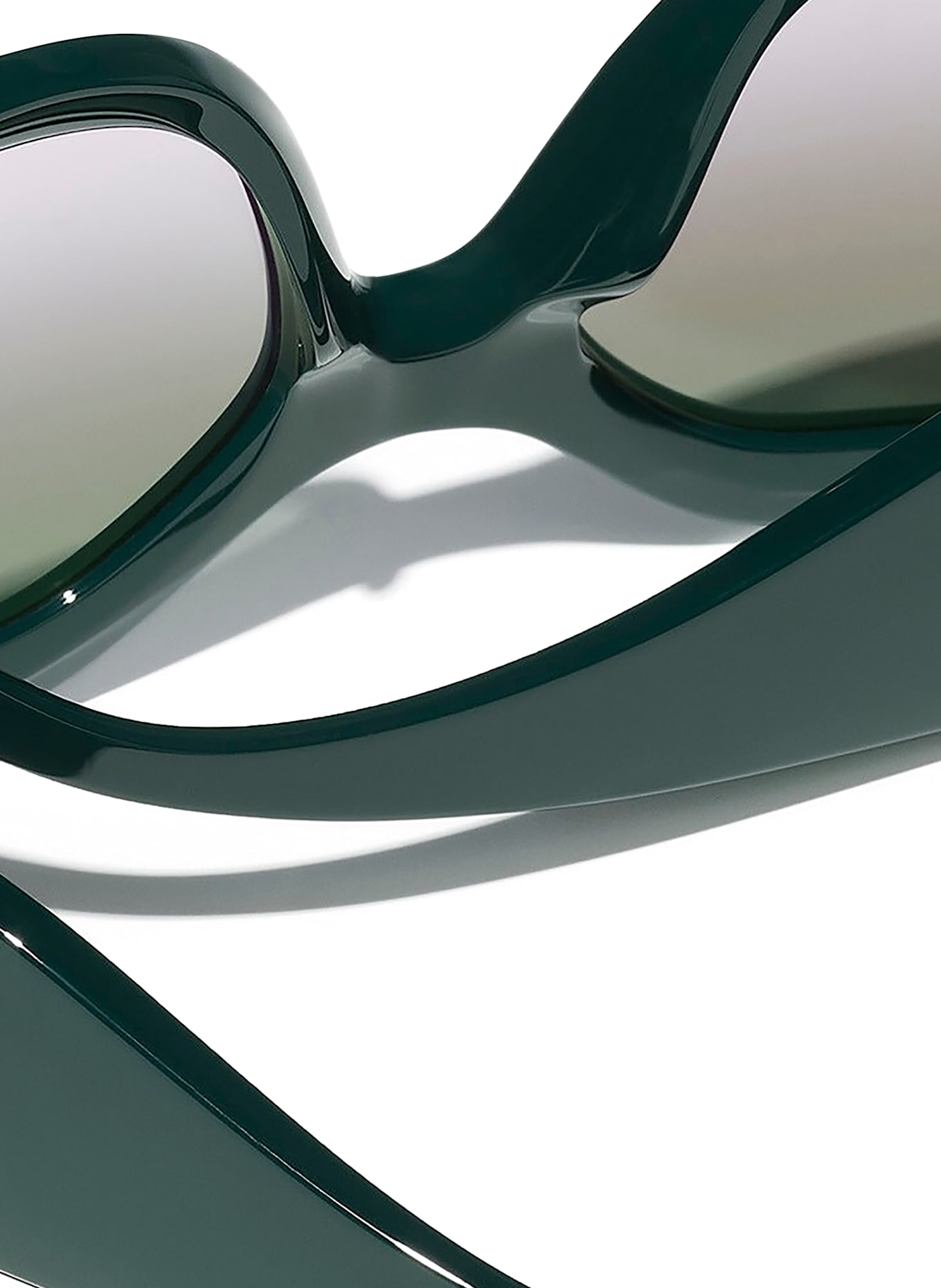 CHANEL Katzenaugenförmige Sonnenbrille: 1459S3 - GRÜN