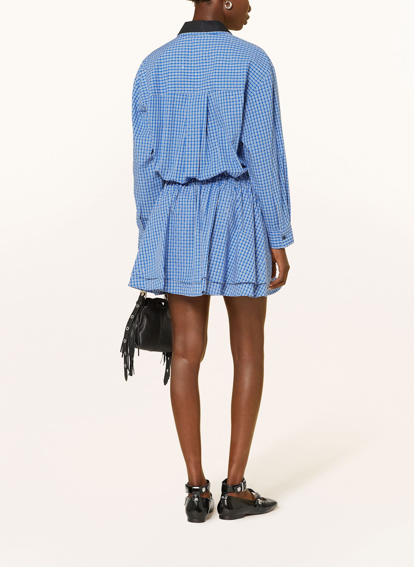 maje Hemdblusenkleid mit Schmucksteinen: BLAU/ HELLBLAU/ DUNKELBLAU