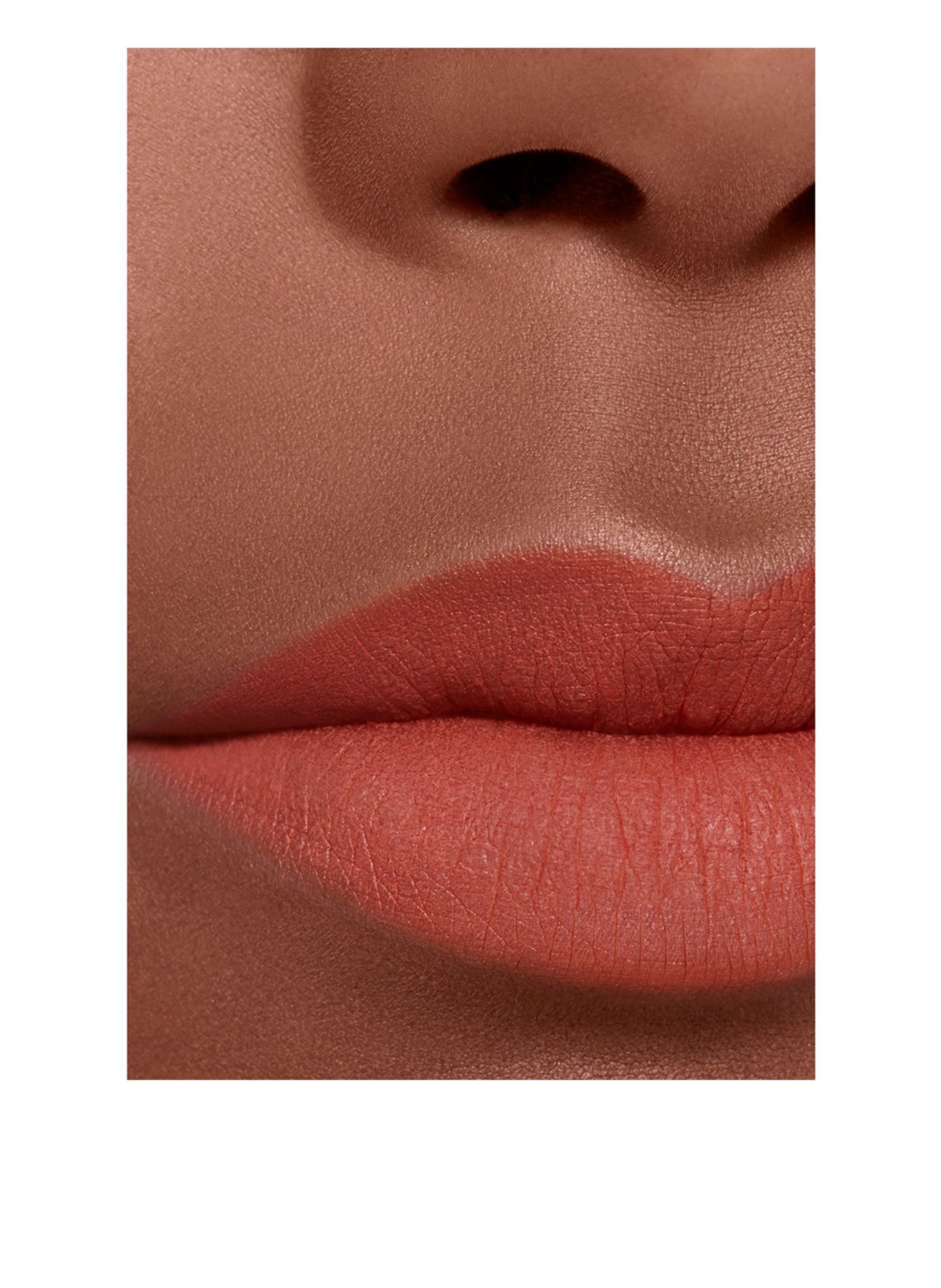 CHANEL ROUGE ALLURE LIQUID VELVET: 242 SAISISSANTE