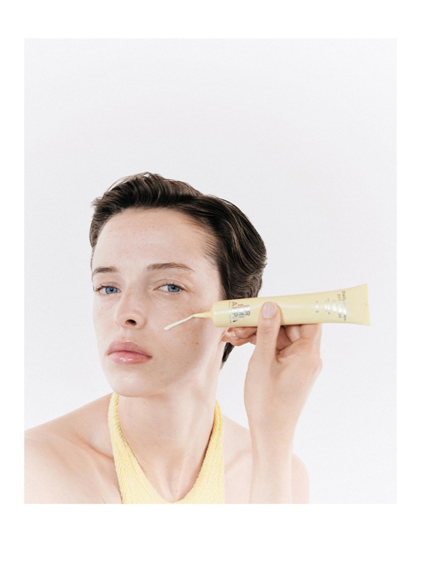 DR. EMI ARPA SKIN DAILY DEFENCE SPF 50 FLUID