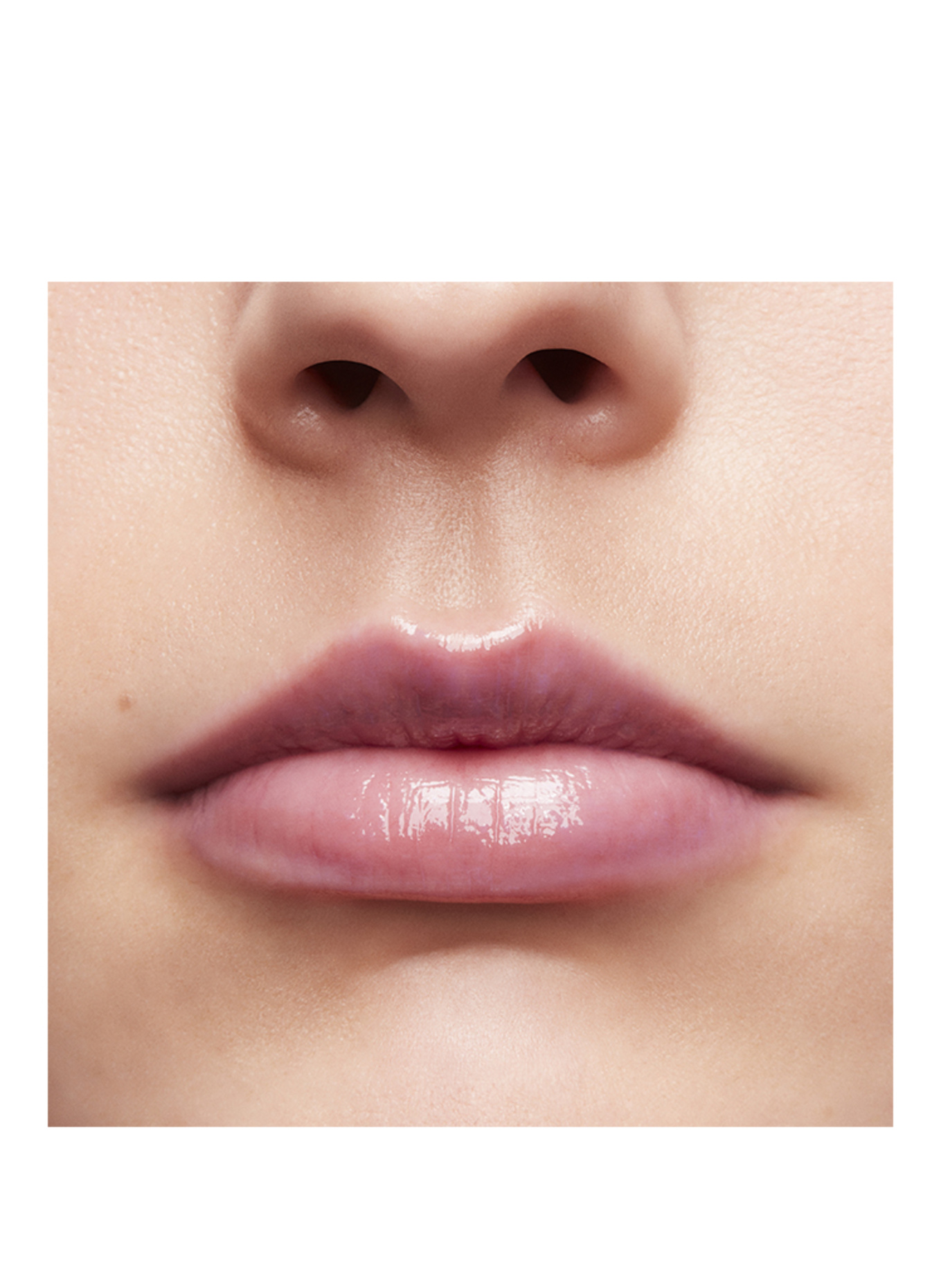 M.A.C SQUIRT PLUMPING GLOSS STICK: VIOLET BETA