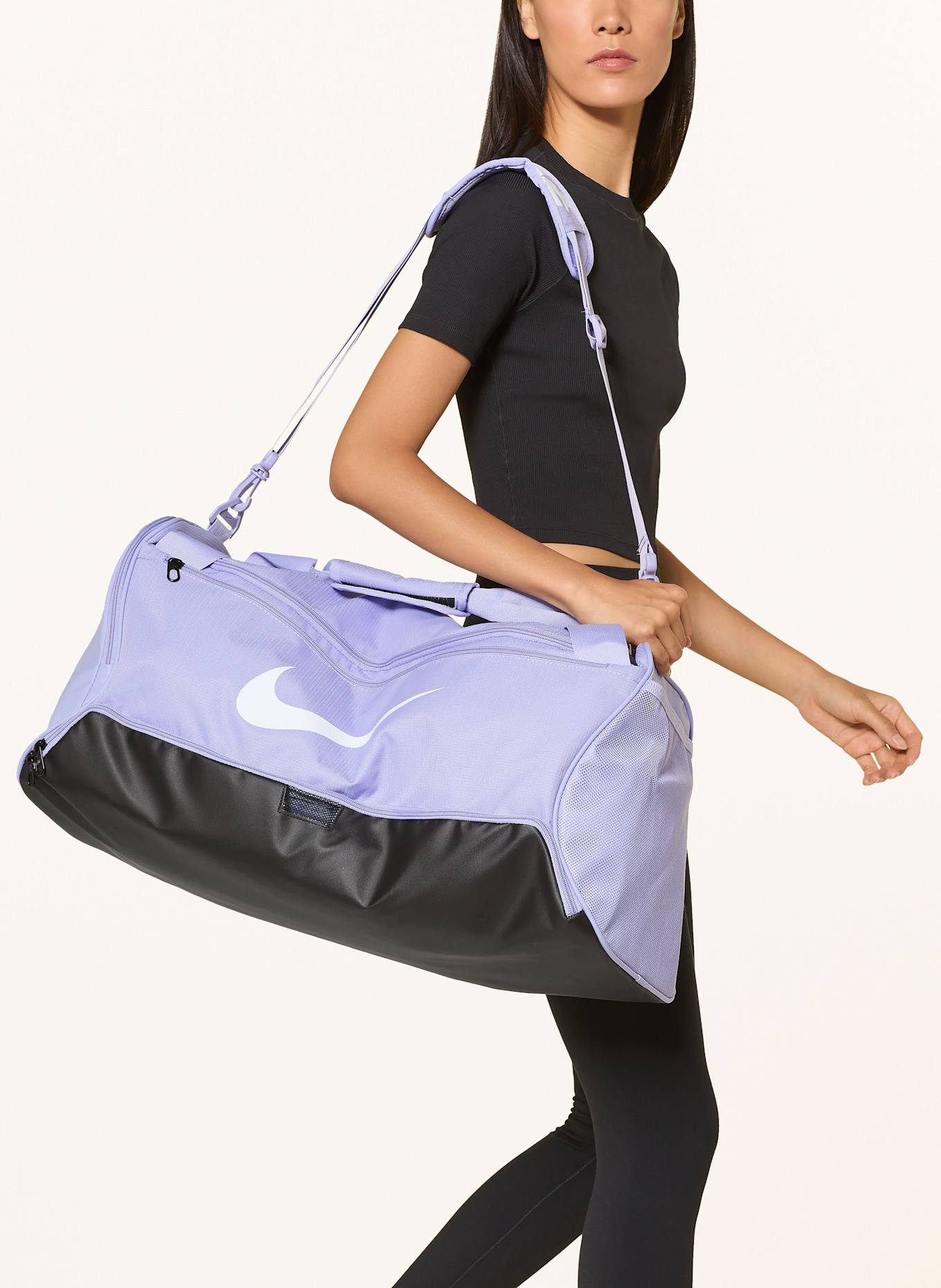 Nike Torba sportowa NIKE BRASILIA 9.5: JASNOFIOLETOWY / CZARNY