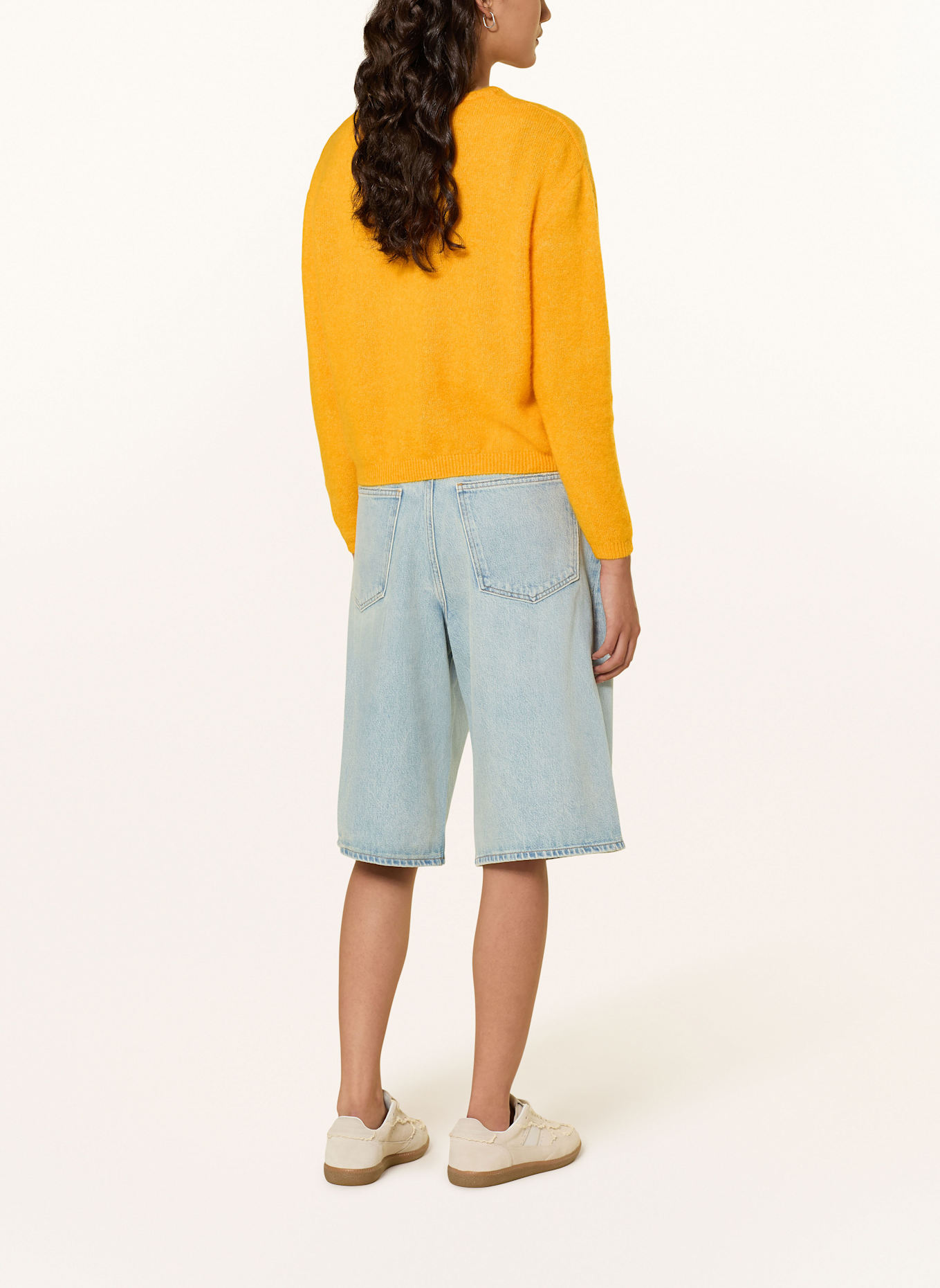 American Vintage Kardigan z dodatkiem alpaki: CIEMNOŻÓŁTY