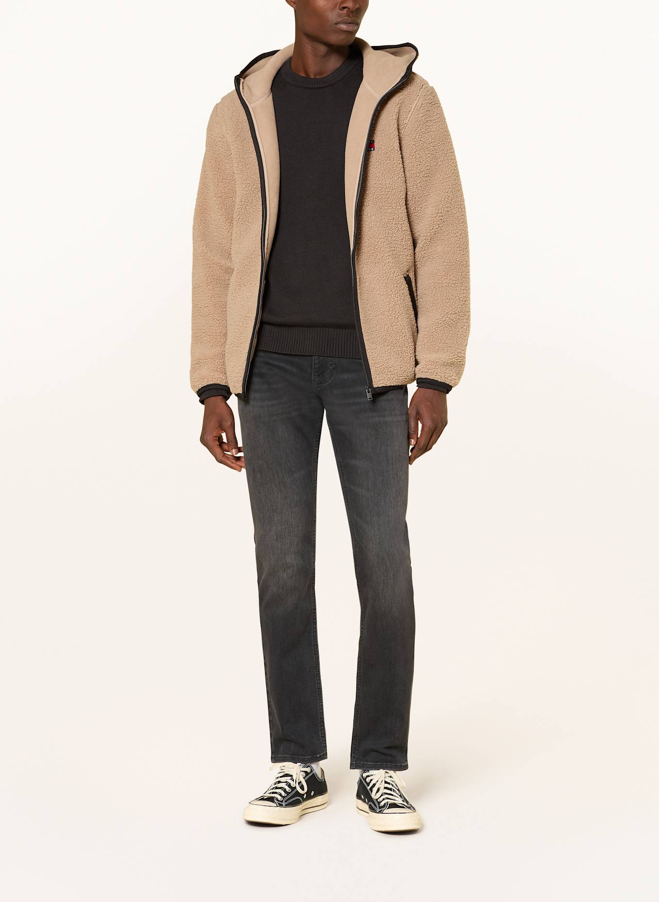 TOMMY JEANS Teddyfell-Jacke: HELLBRAUN