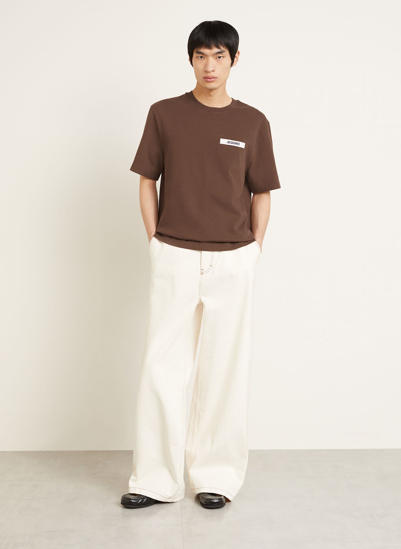 JACQUEMUS T-Shirt LE TSHIRT GROS GRAIN: DUNKELBRAUN