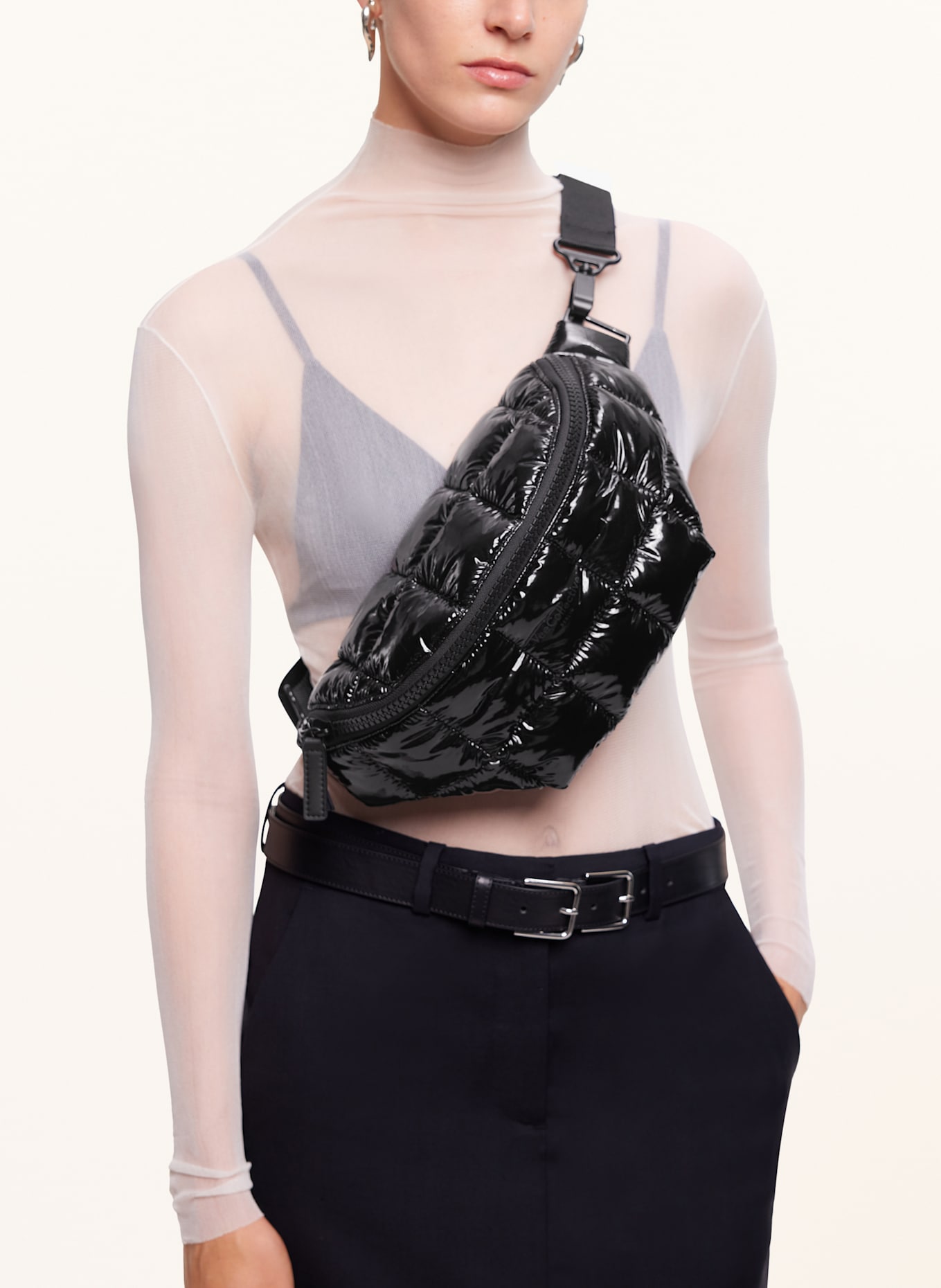 Vee Collective Saszetka biodrówka: CZARNY