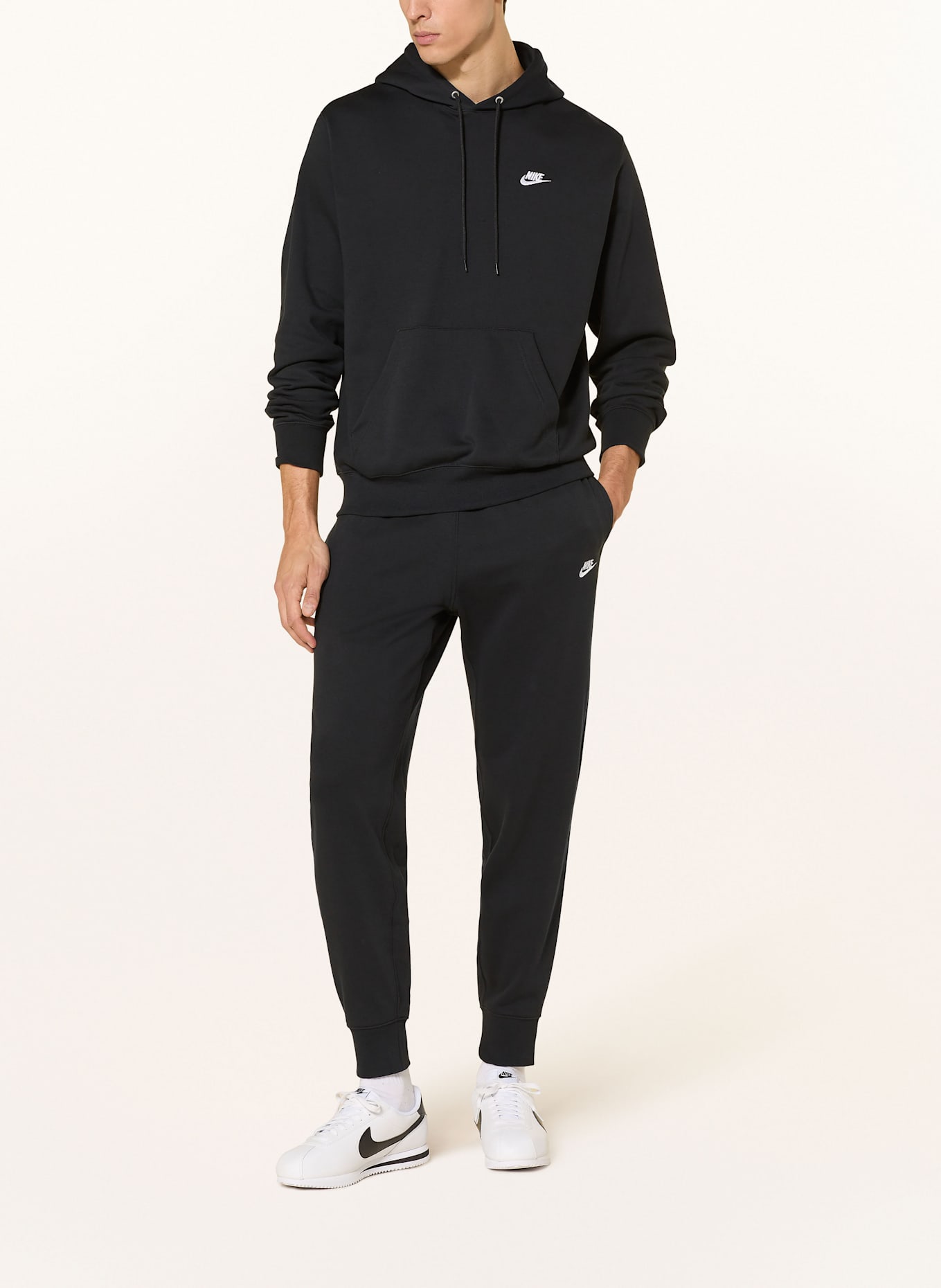 Nike Hoodie CLUB: SCHWARZ