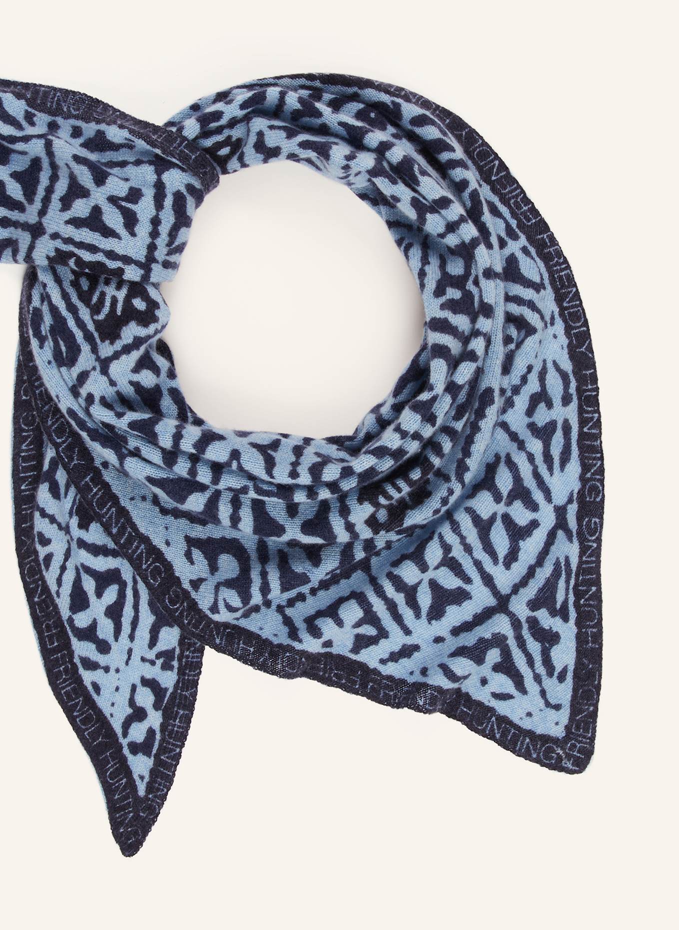 friendly hunting Dreieckstuch aus Cashmere: HELLBLAU / DUNKELBLAU