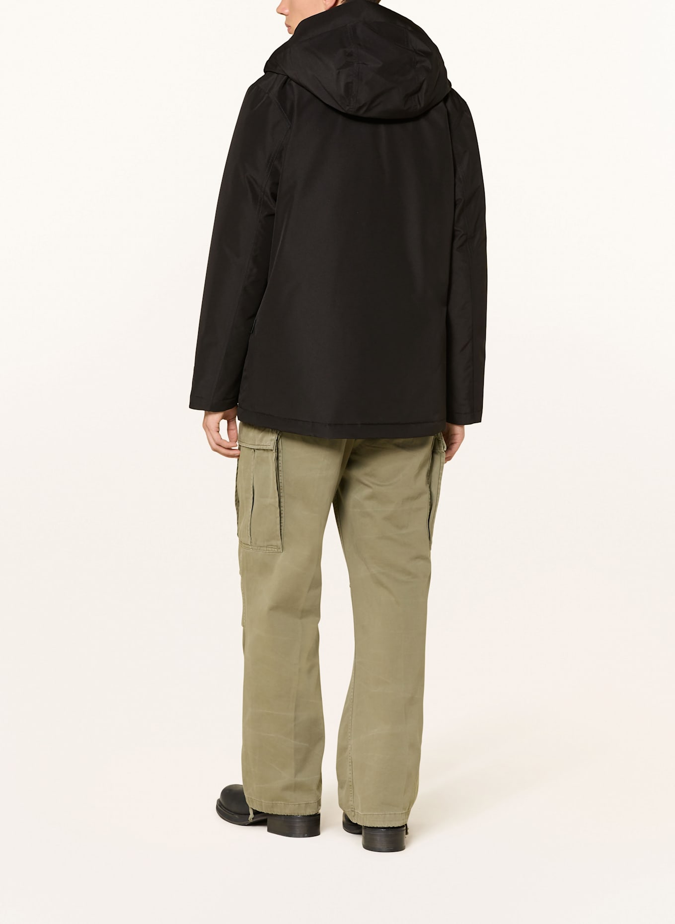 WOOLRICH Daunenparka: SCHWARZ