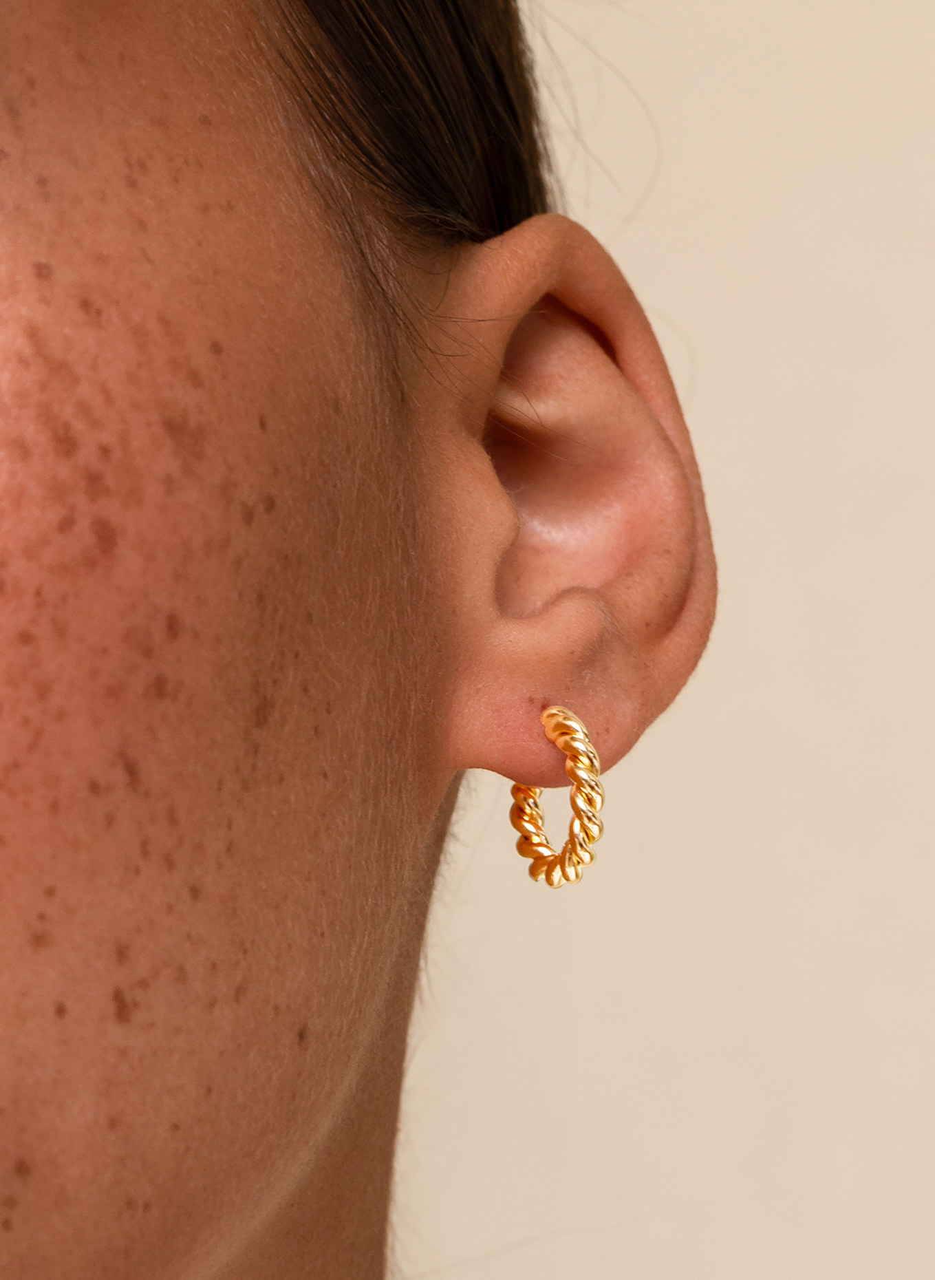 ariane ernst Creole earrings SPIRAL: GOLD