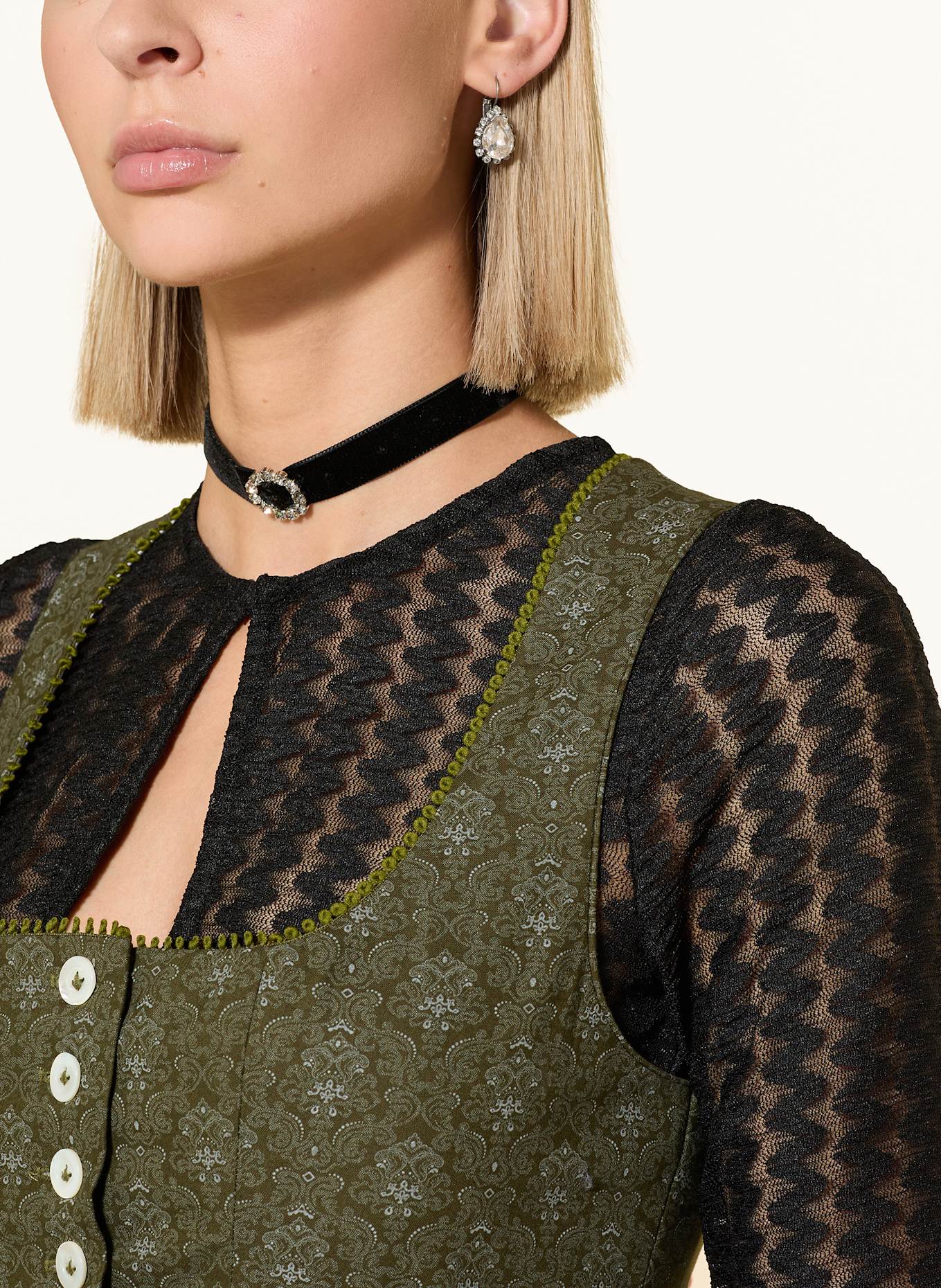 BETTINA SCHARRER Choker: SCHWARZ