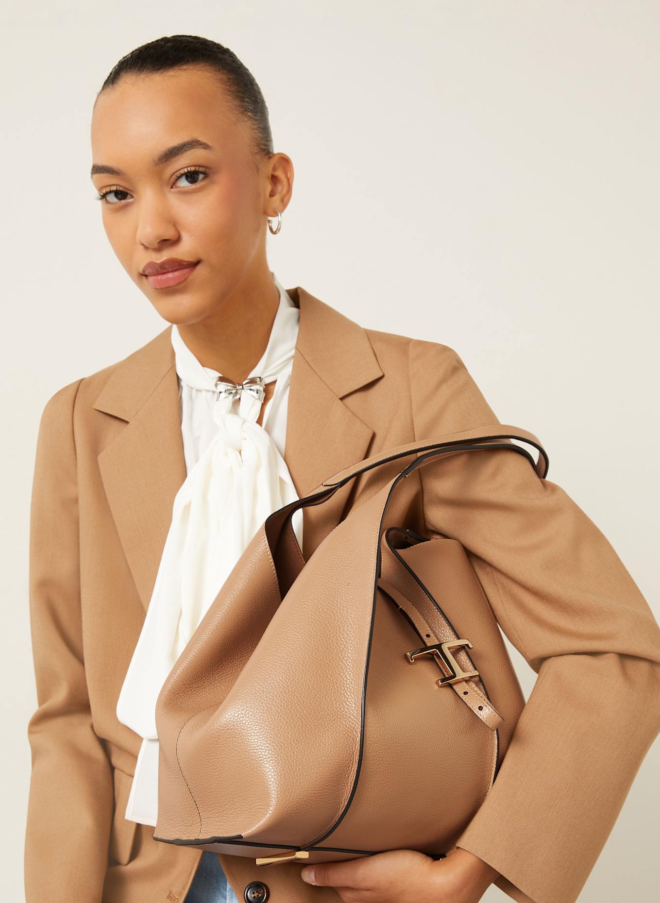 TOD'S Beuteltasche mit Pouch: CAMEL