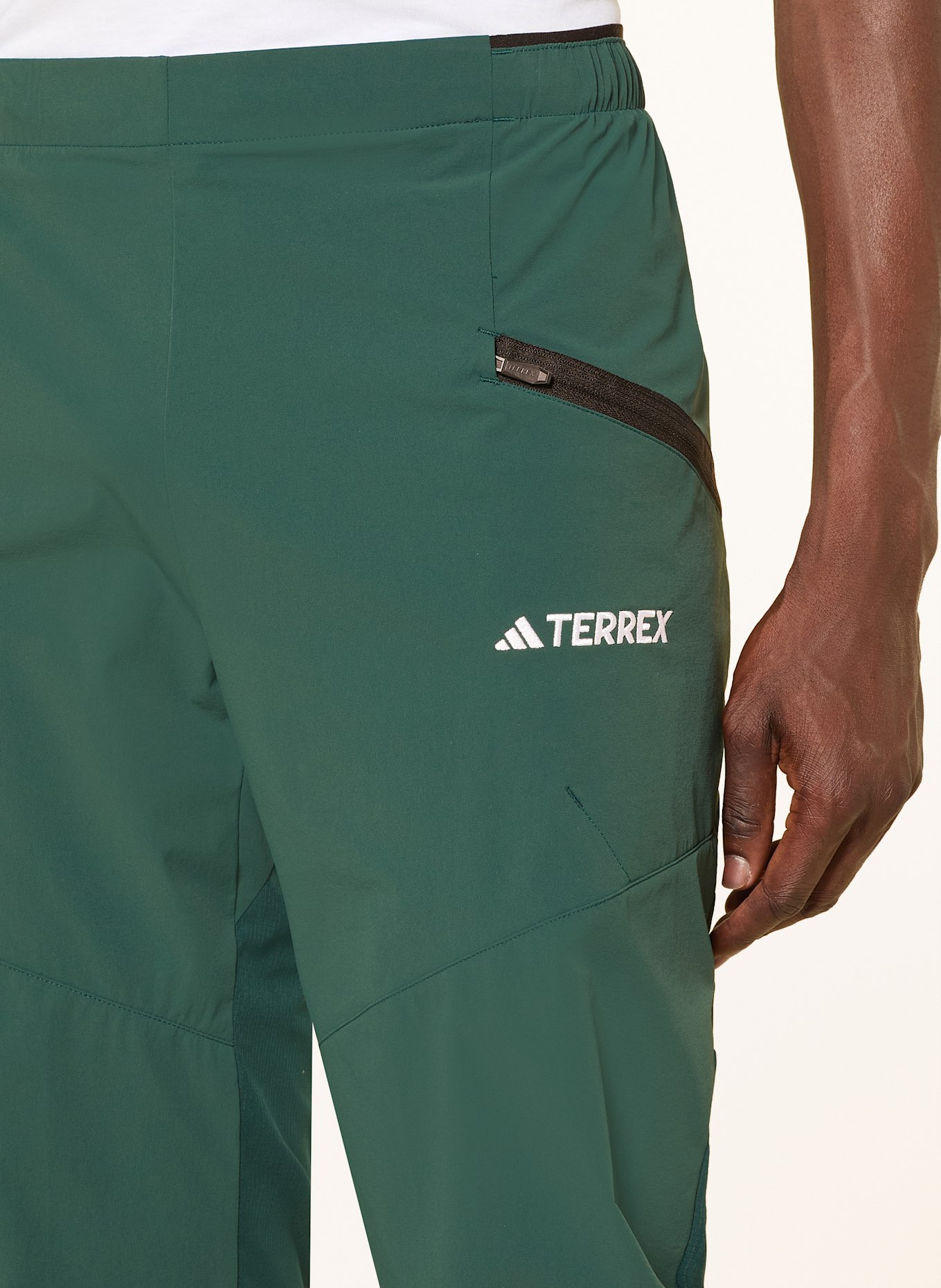 adidas TERREX Spodnie trekkingowe TERREX XPERIOR LIGHT: CIEMNOZIELONY