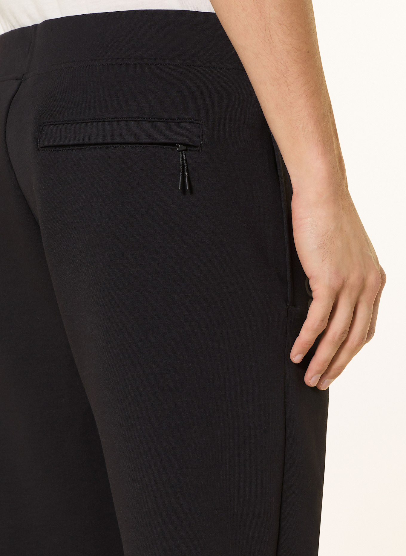 On Sweatpants FOCUS TECH: SCHWARZ