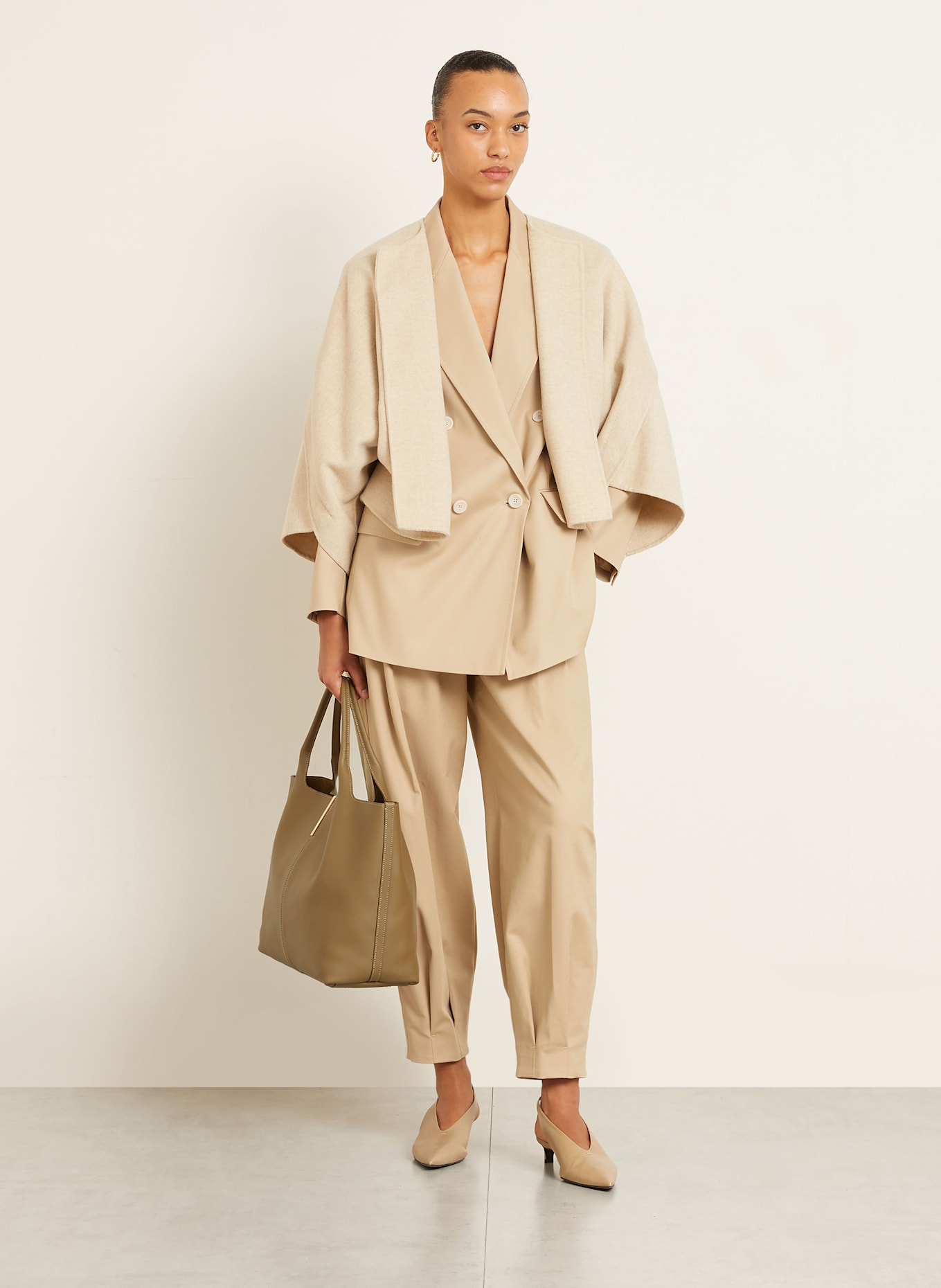 TOD'S Shopper: KHAKI
