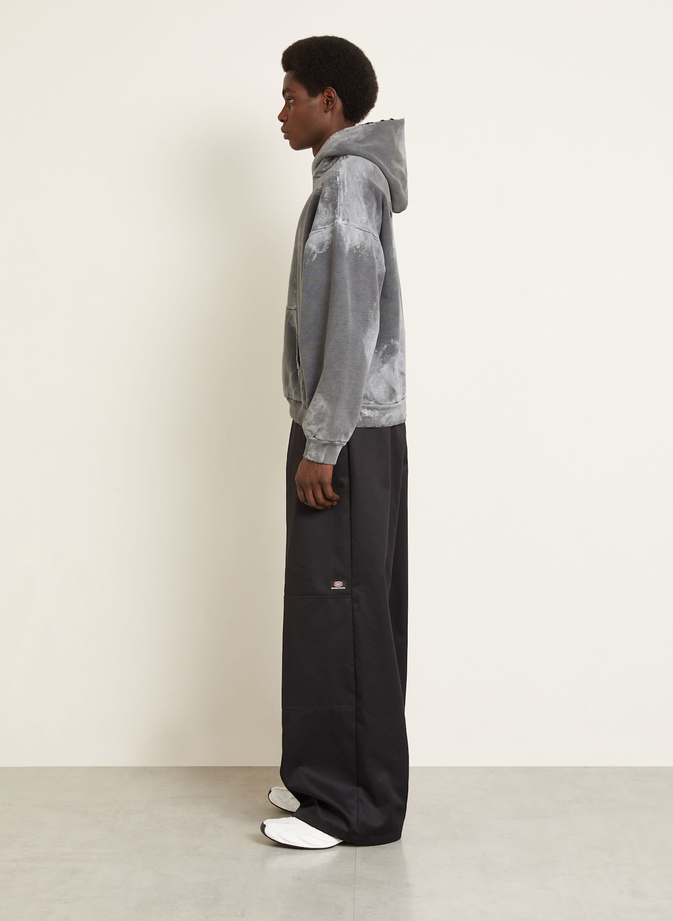 BALENCIAGA Hoodie: DUNKELGRAU