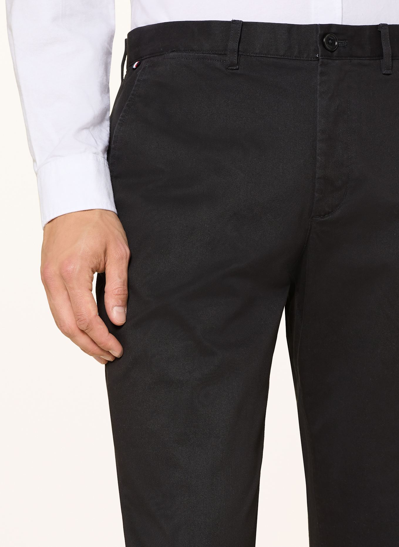 TOMMY HILFIGER Chino DENTON Straight Fit: SCHWARZ