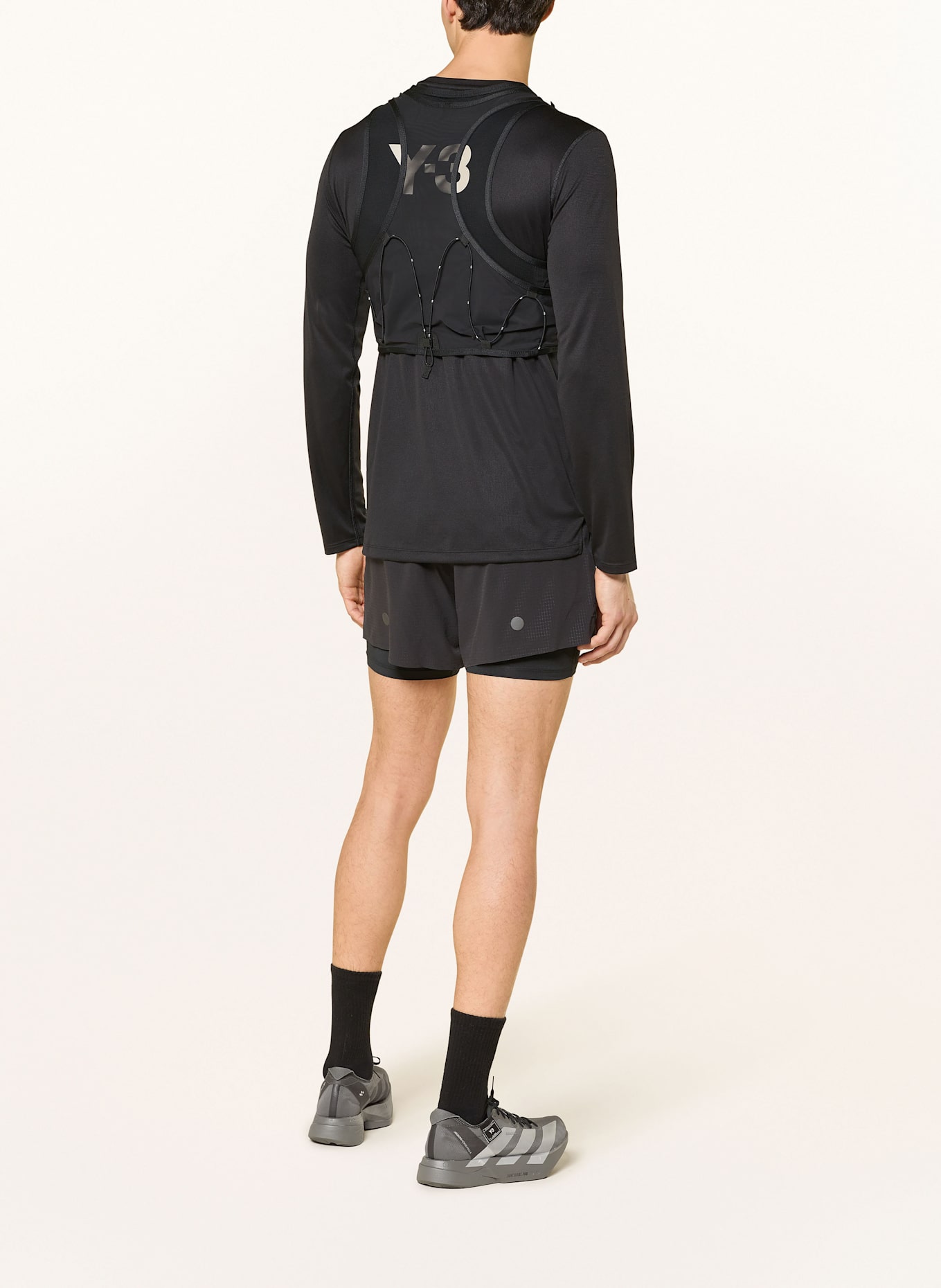 Y-3 Laufweste: SCHWARZ