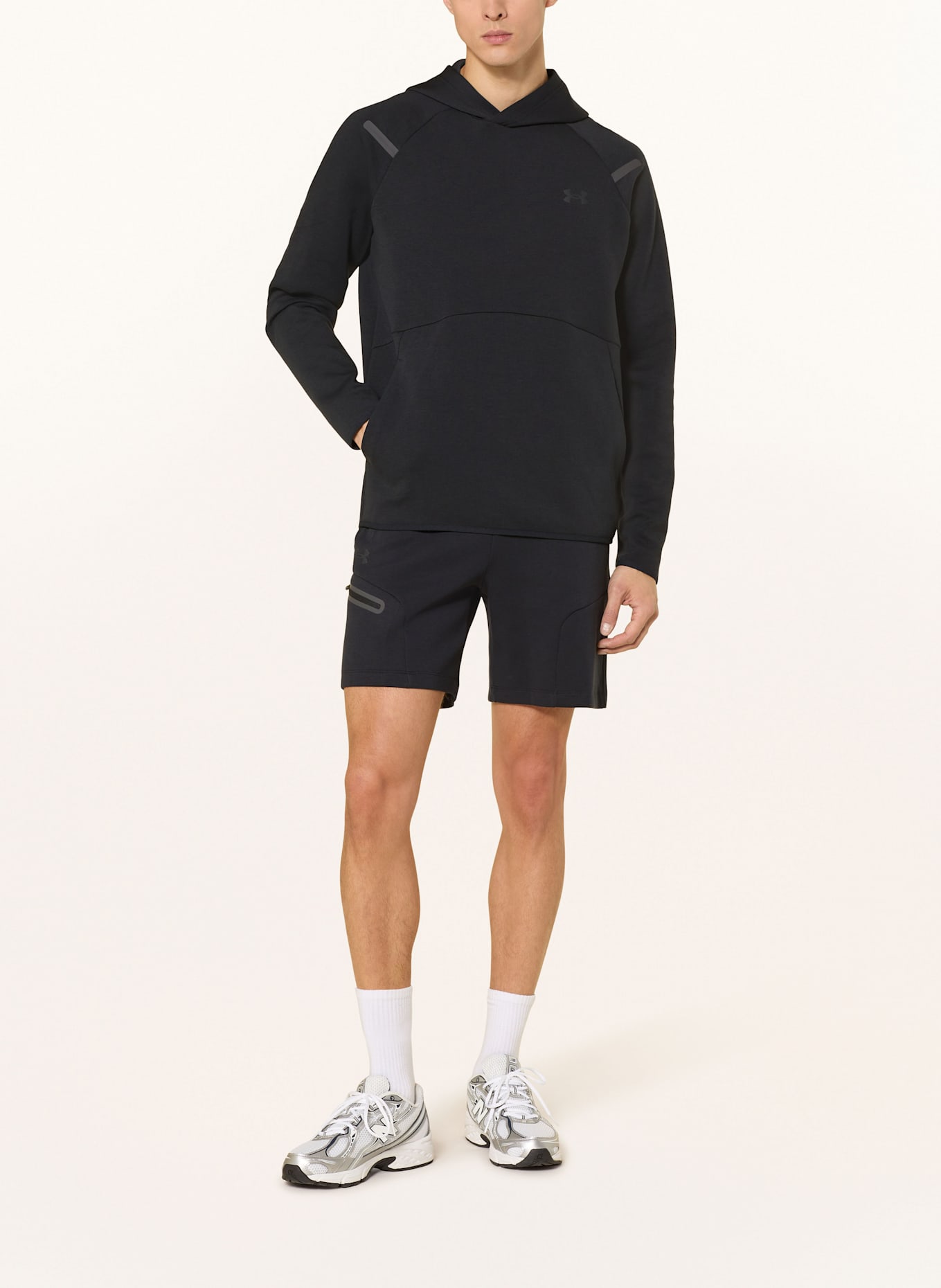 UNDER ARMOUR Hoodie UA UNSTPPABLE: SCHWARZ