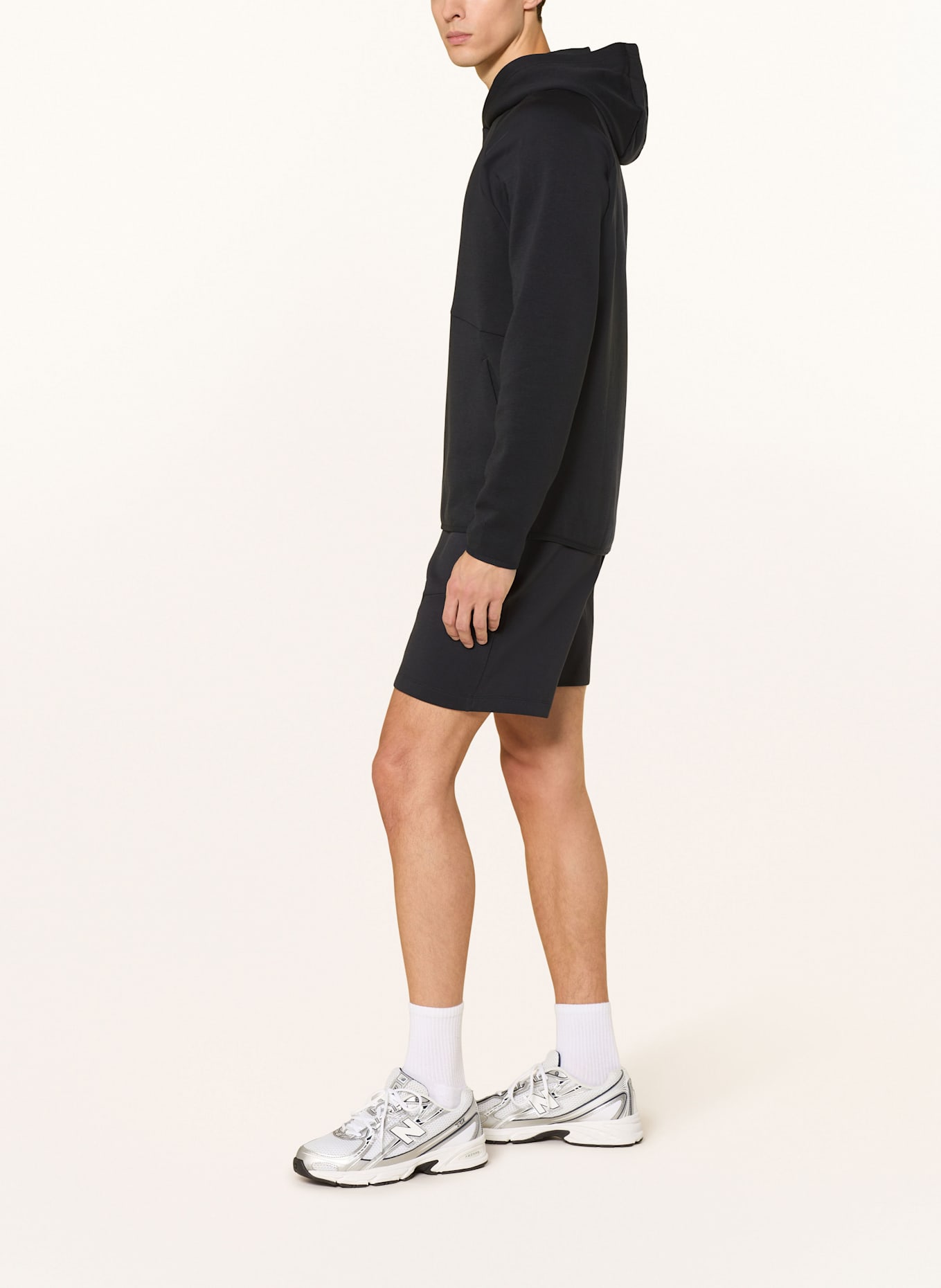 UNDER ARMOUR Hoodie UA UNSTPPABLE: SCHWARZ