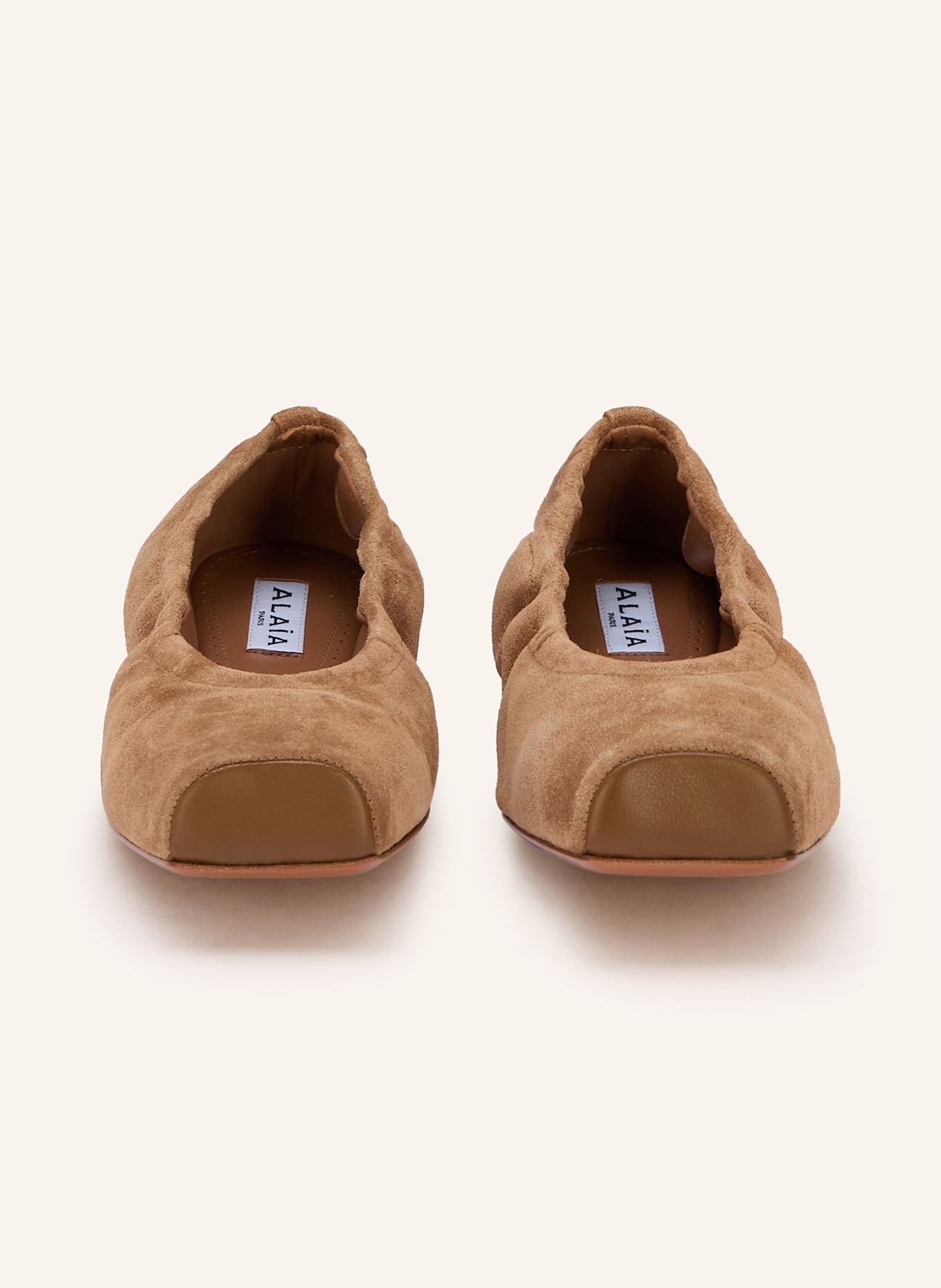ALAÏA Ballerinas: COGNAC