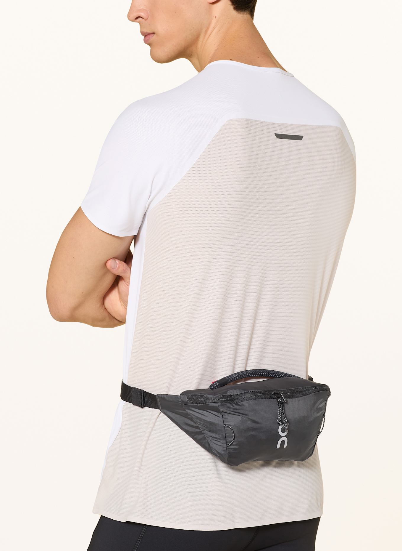 On Gürteltasche WAIST PACK 2L LITE: DUNKELGRAU