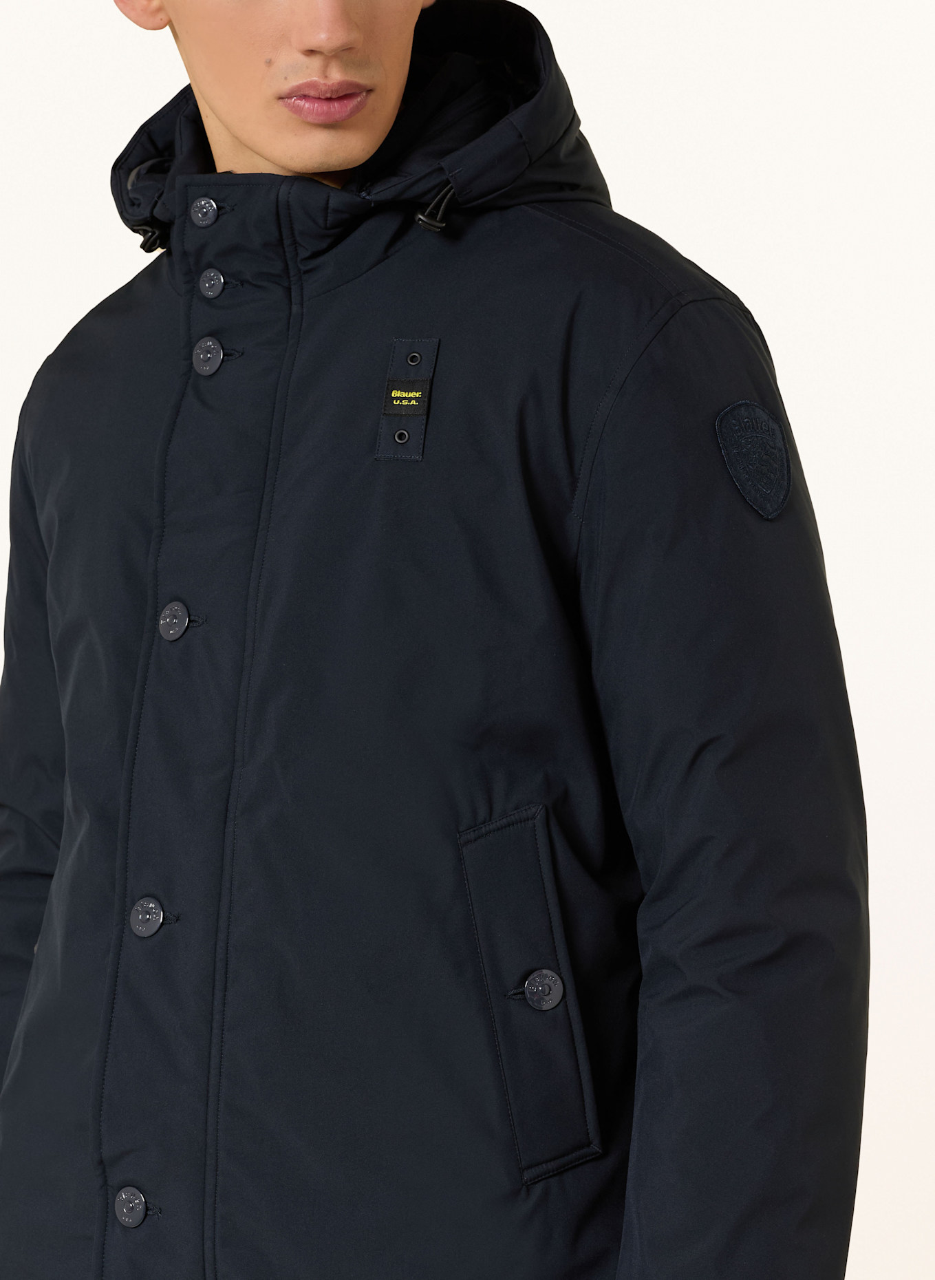 Blauer Daunenparka CHESTER mit abnehmbarer Kapuze: DUNKELBLAU