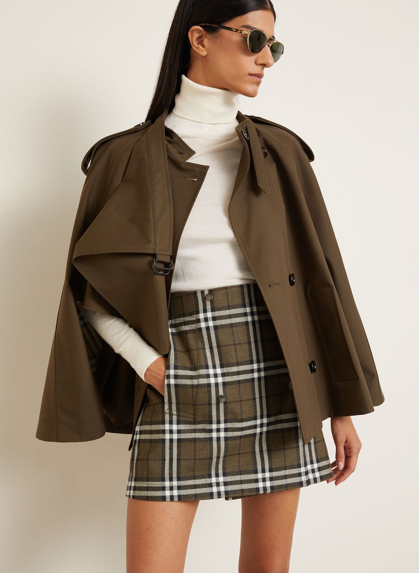 BURBERRY Rock: KHAKI / WEISS / SCHWARZ