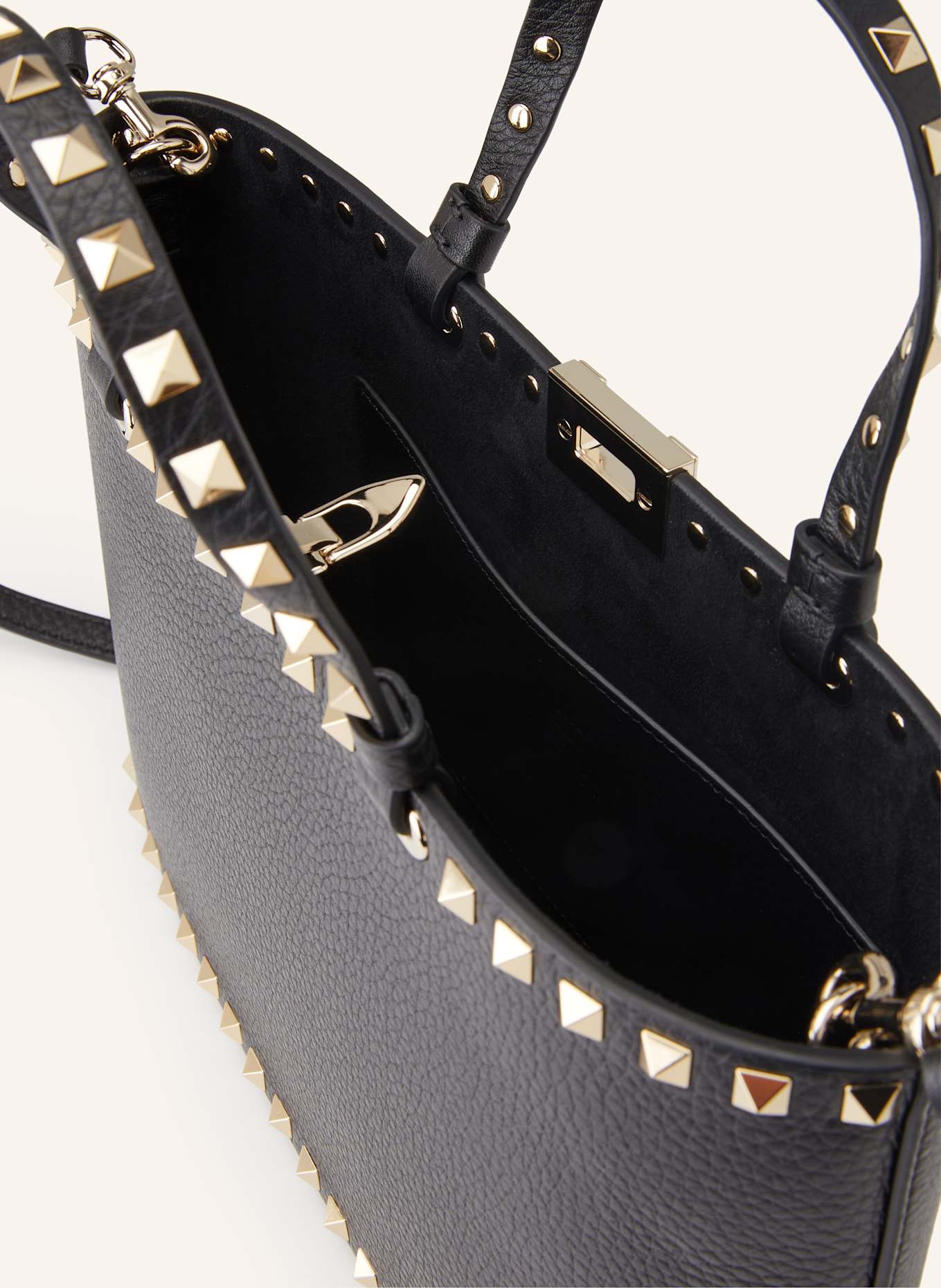 VALENTINO GARAVANI Umhängetasche ROCKSTUD SMALL: SCHWARZ