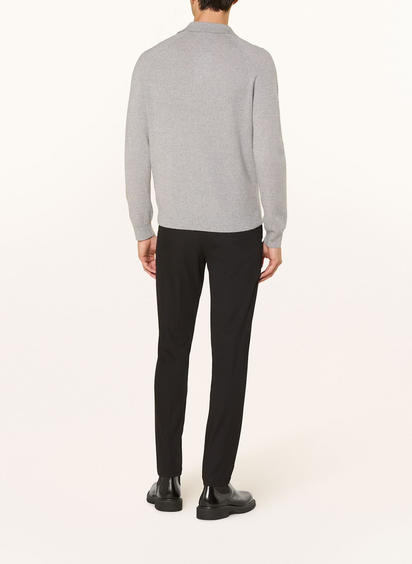BOSS Chino kalhoty KAITON Slim Fit: ČERNÁ
