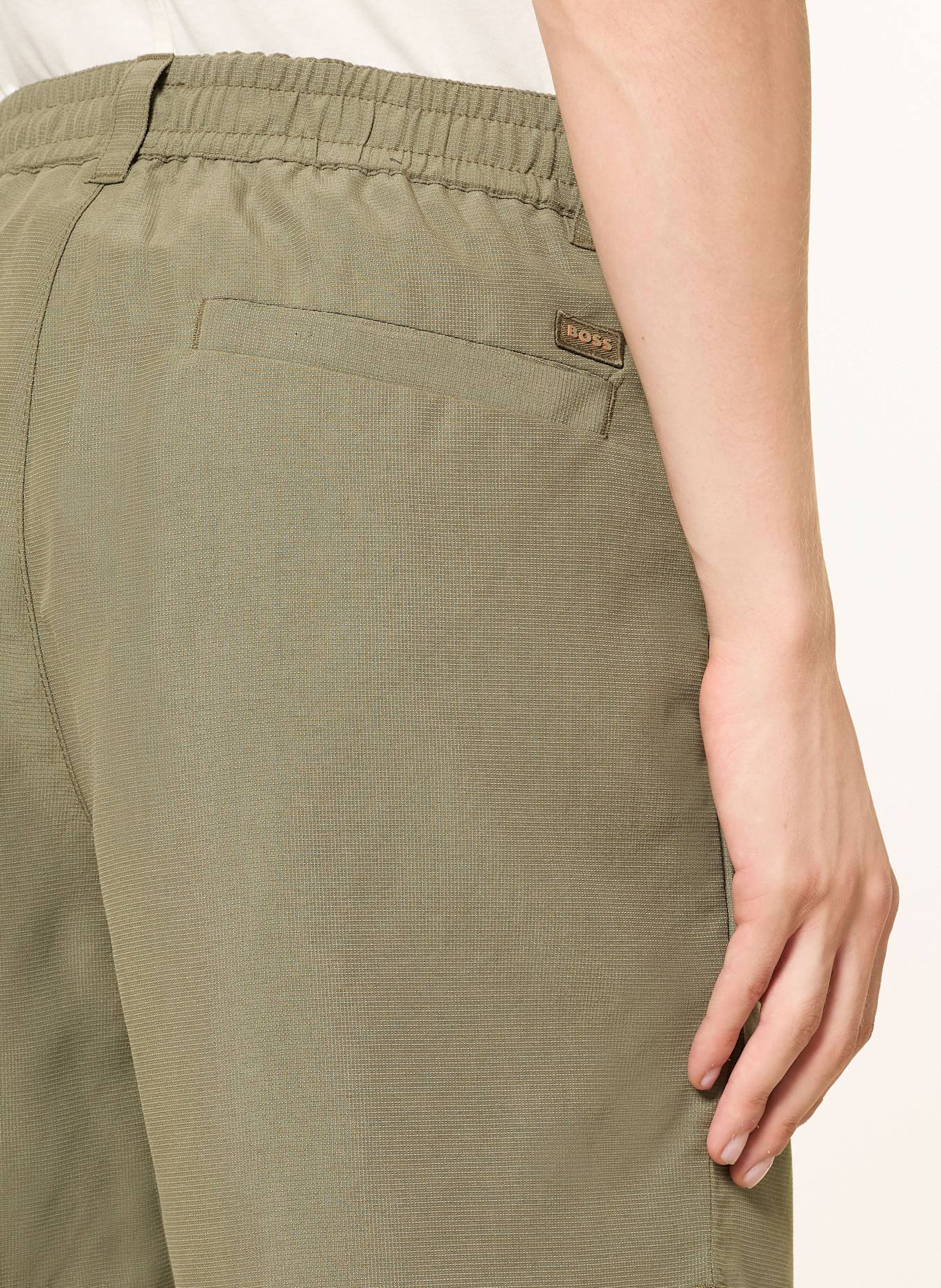 BOSS Chinoshorts SANDREW Regular Fit: GRÜN