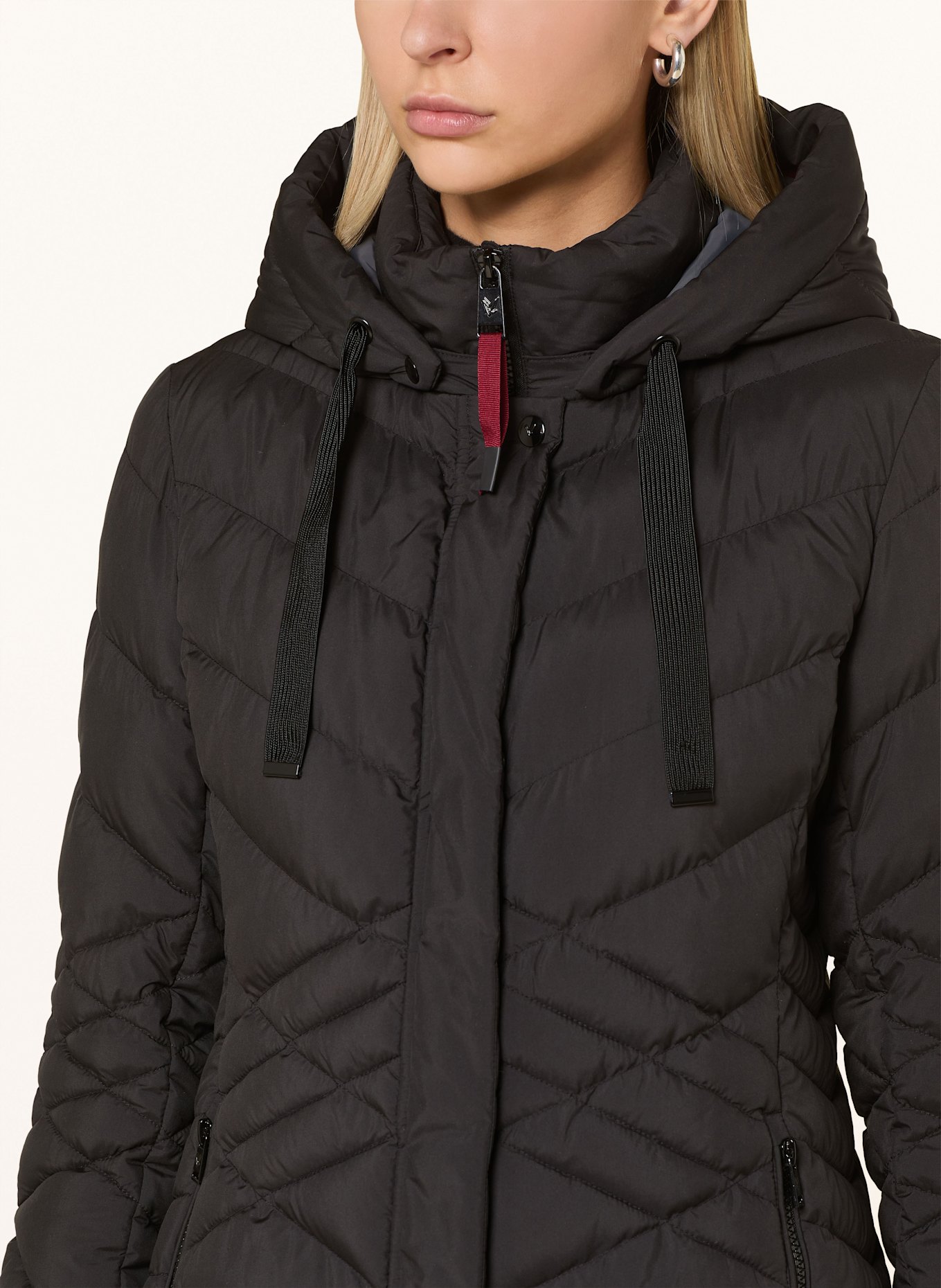 FUCHS SCHMITT Steppmantel mit abnehmbarer Kapuze in schwarz