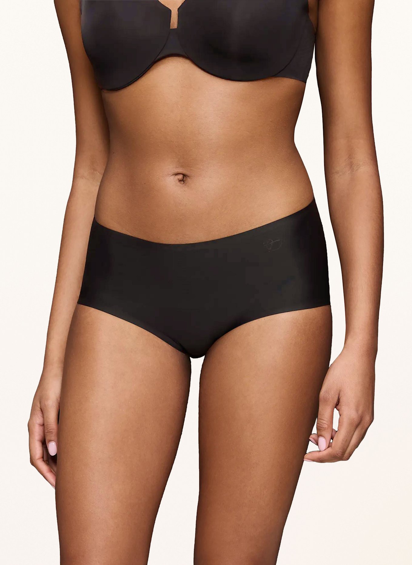 Triumph Majtki BODY MAKE-UP ILLUSION: CZARNY