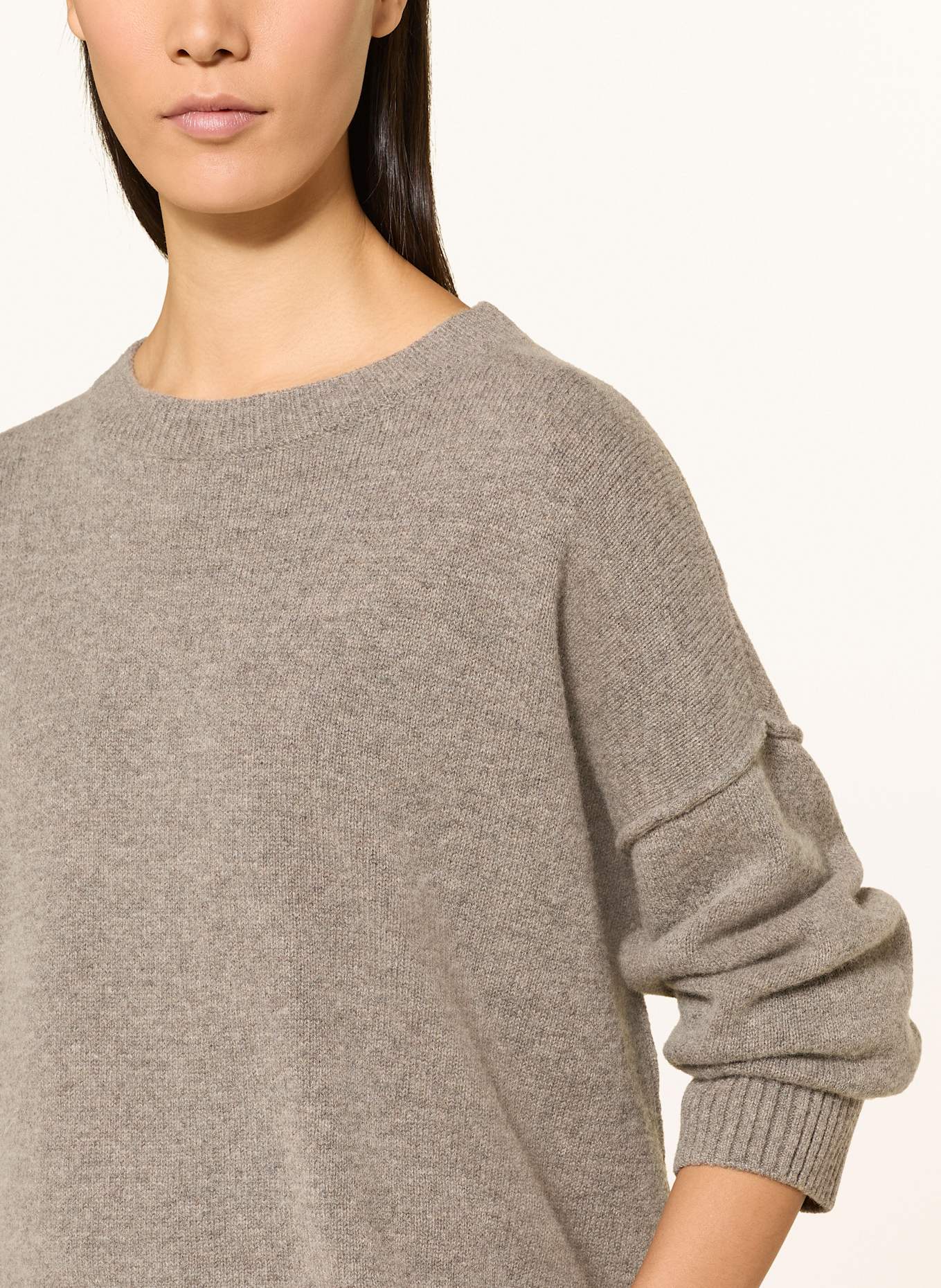 Juvia Pullover NIKA: TAUPE
