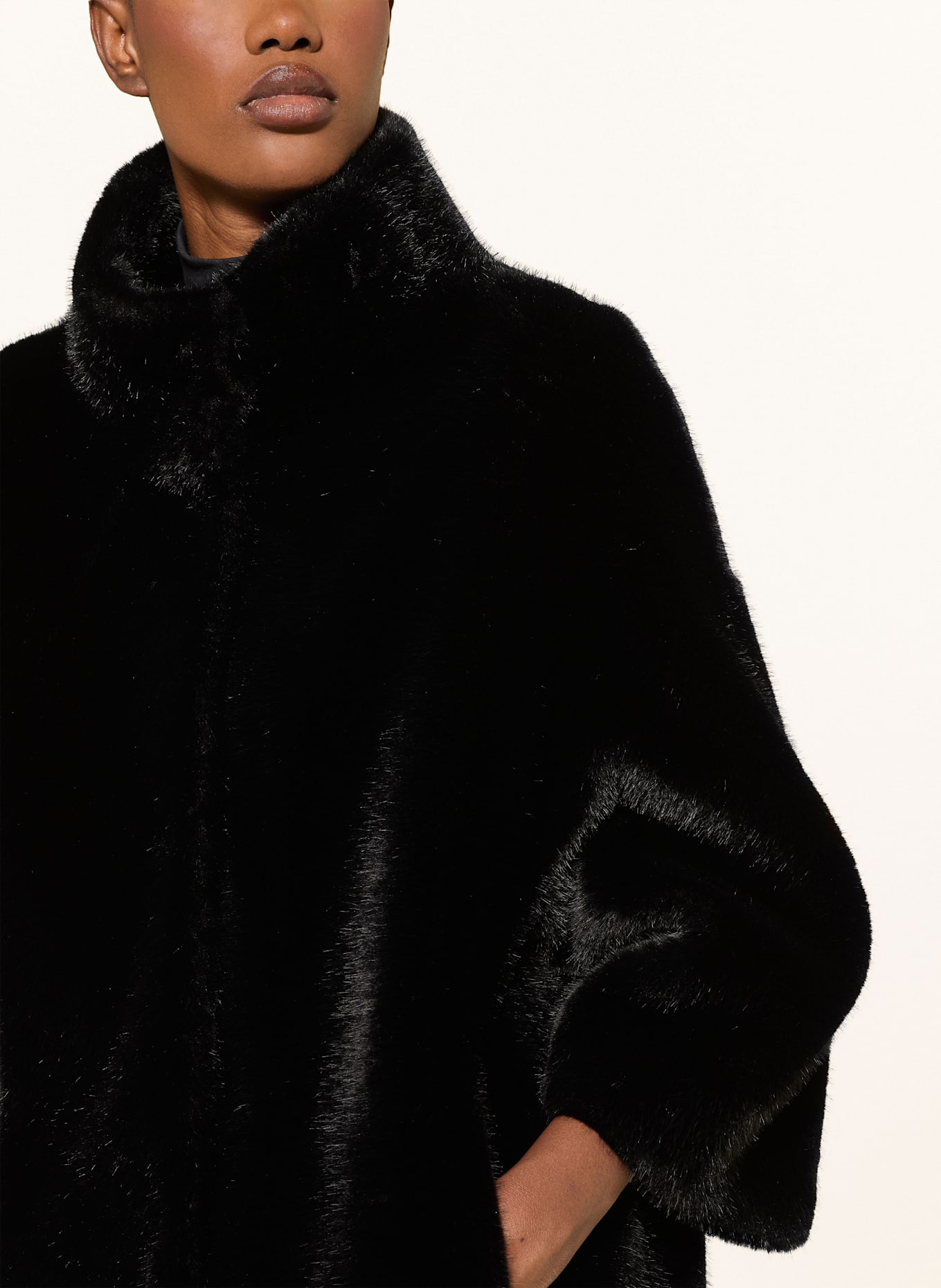 Juvia Kunstpelz-Jacke FEDORA: SCHWARZ