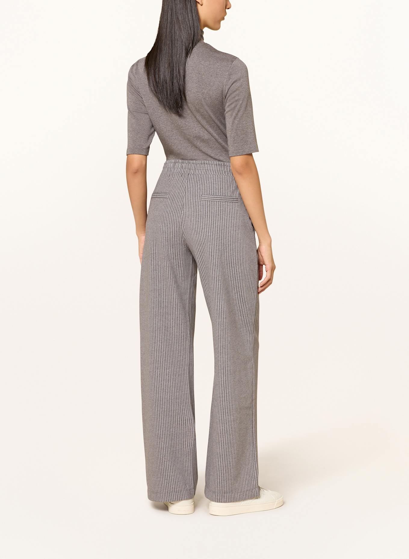 Juvia Shirt ALMINA mit 3/4-Arm: TAUPE