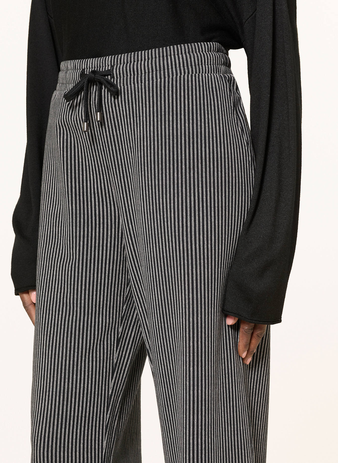 Juvia Sweatpants MARISA: SCHWARZ / WEISS