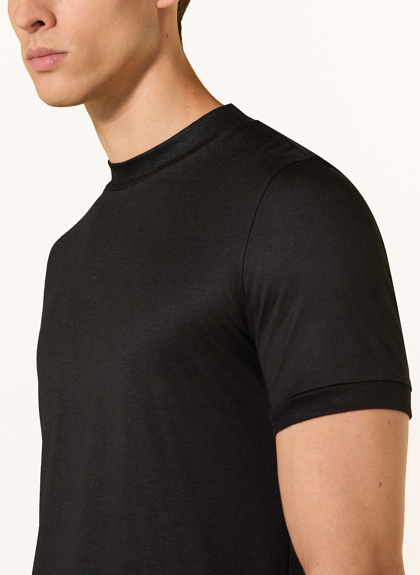 PAUL T-Shirt: SCHWARZ