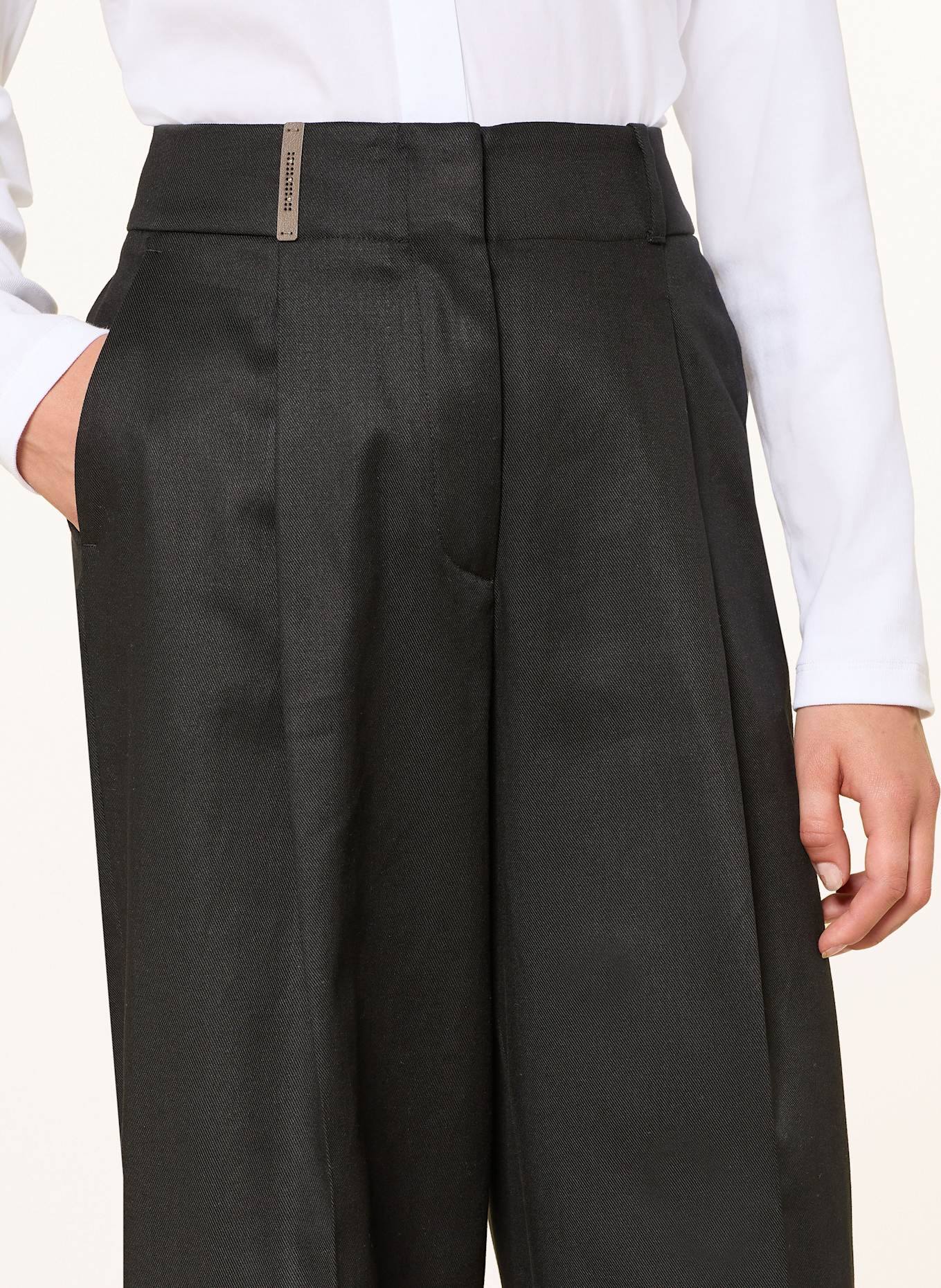 PESERICO Trousers: BLACK