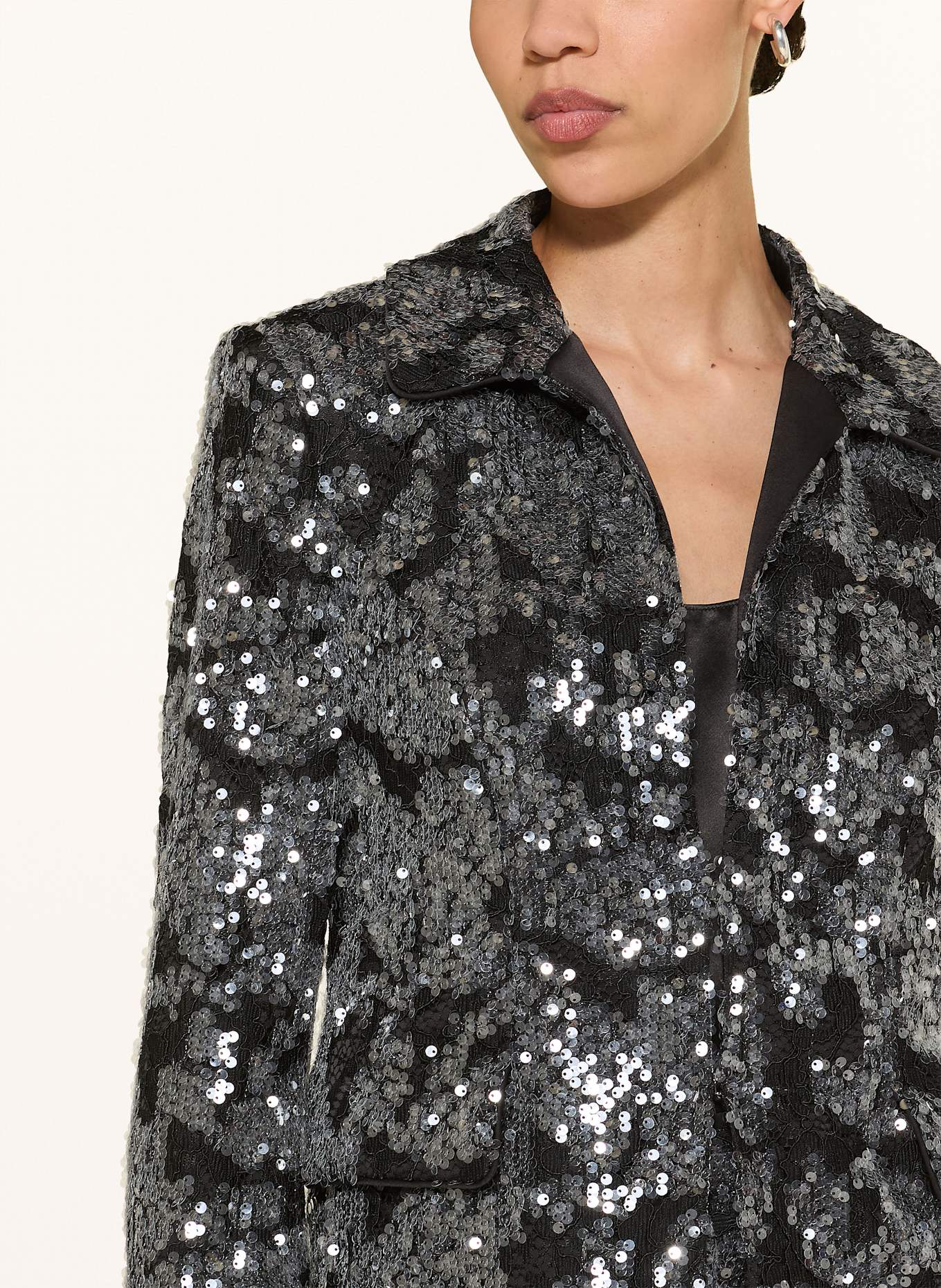 MARC CAIN Spitzenblazer mit Pailletten und 3/4-Arm: 900 BLACK